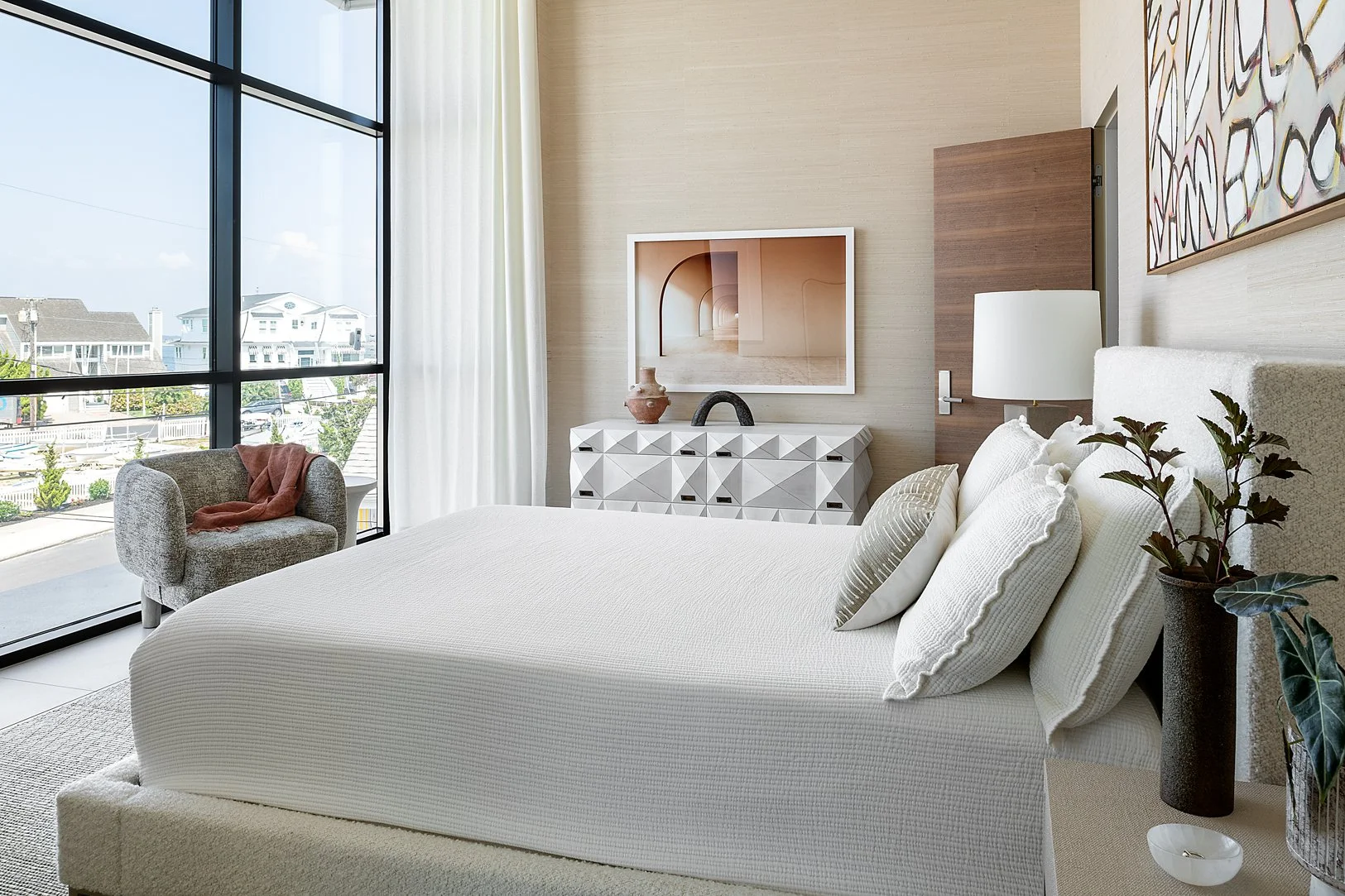 oc_lores_bed_01.jpg