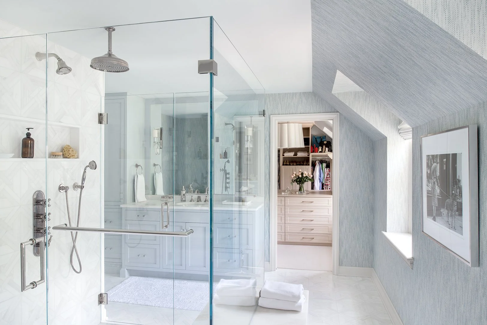  rose_lores_bathroom_.jpg