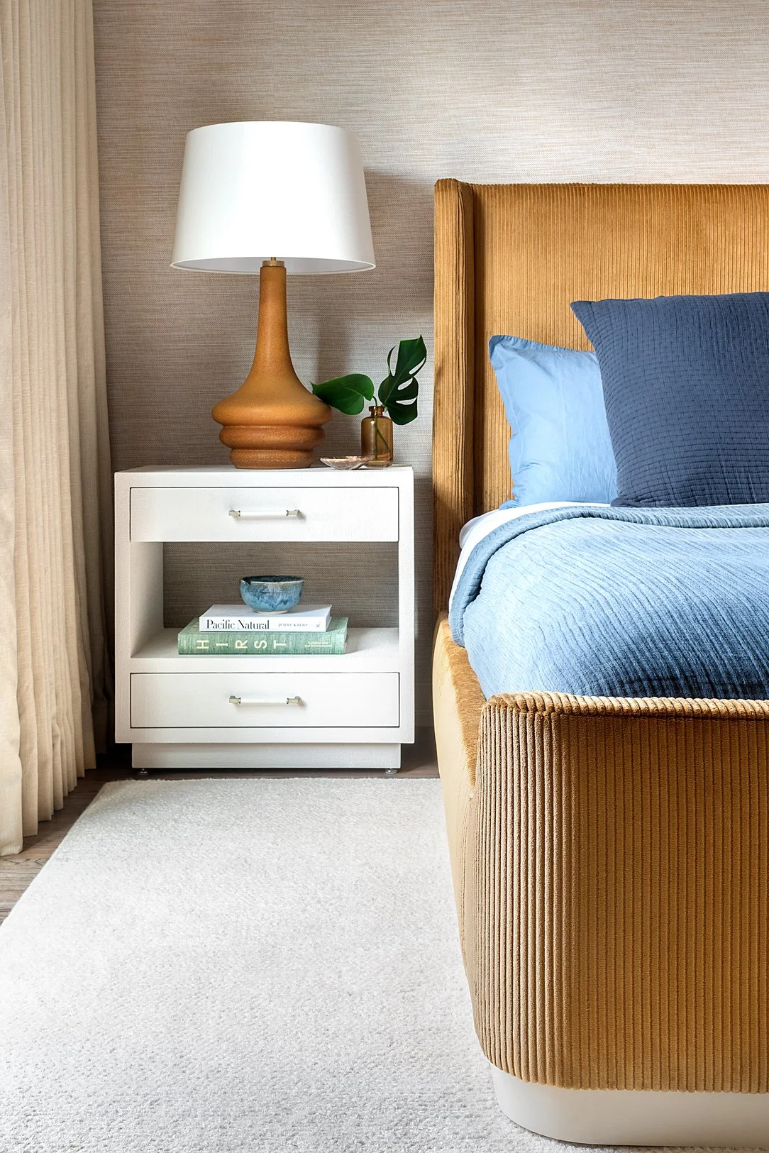 twenty_lores_bed_02.jpg