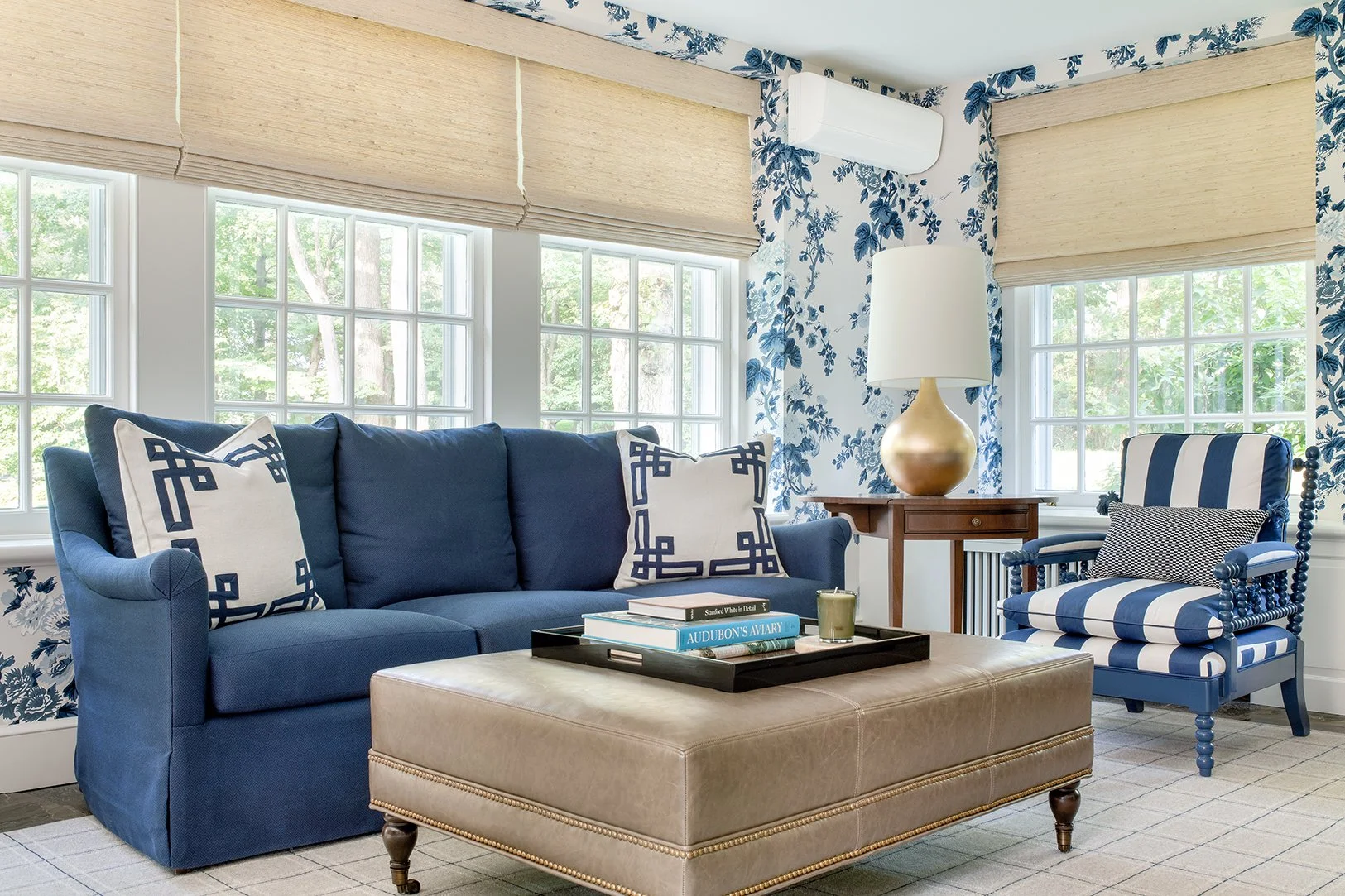 roses_lores_sunroom_02.jpg