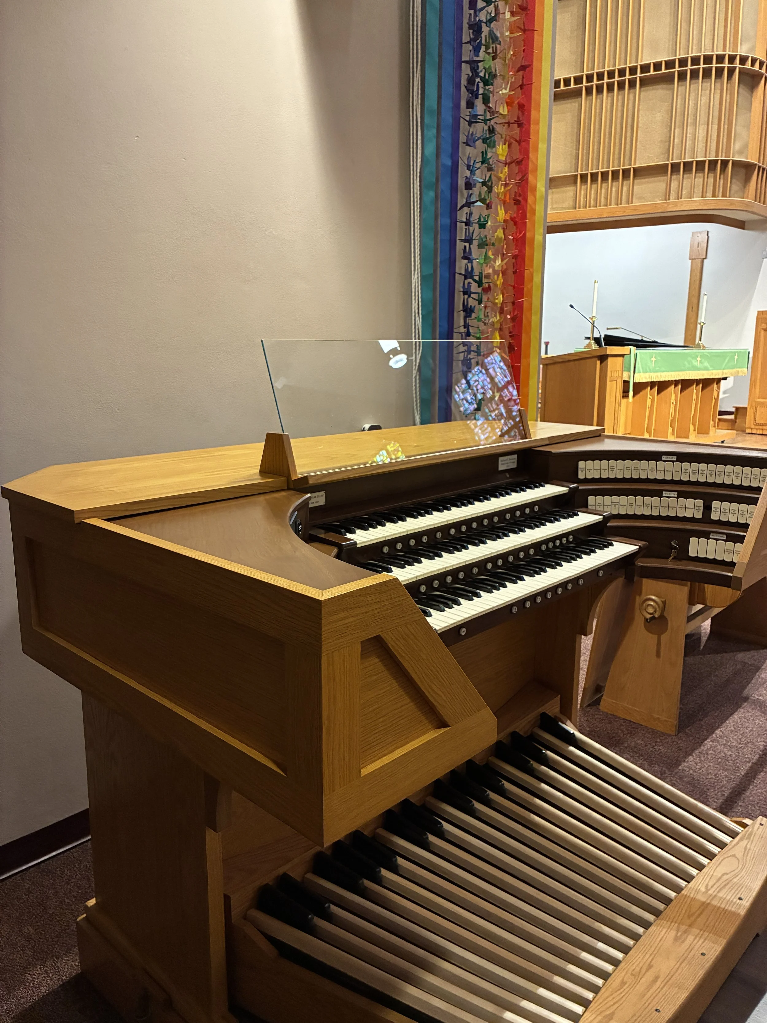 Console with tabs and music stand.jpeg