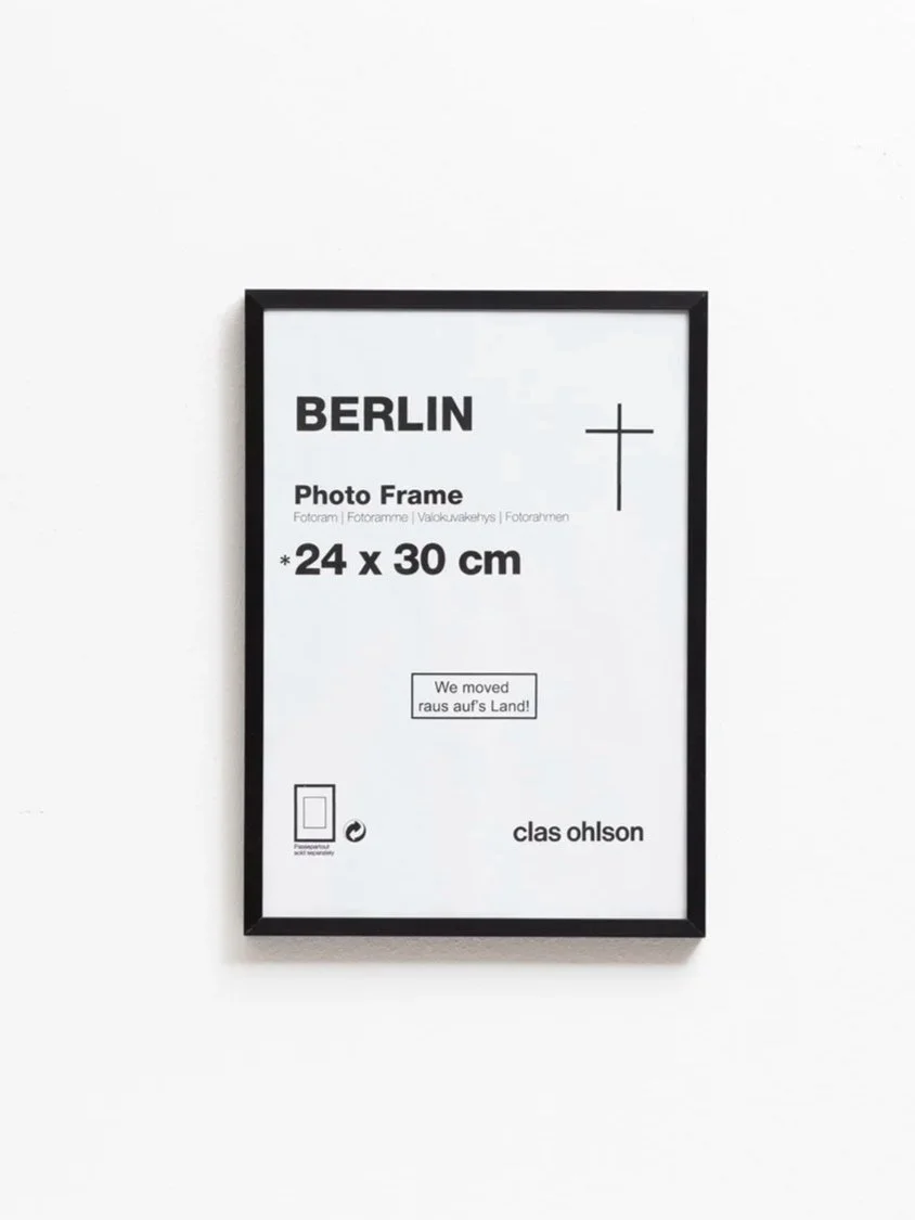 Raus auf's Land, 2024, inkjet print on Clas Ohlson frame insert, 21 x 29.7 cm