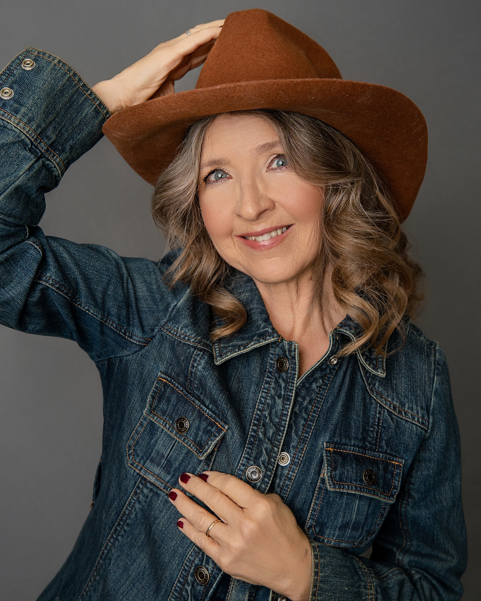 Michelle (61): &ldquo;After 43 years of marriage, I unexpectedly found myself a widow last year. I felt completely shattered and paralyzed. With two children and several grandchildren now looking to me for direction, I knew that I couldn't stay that 