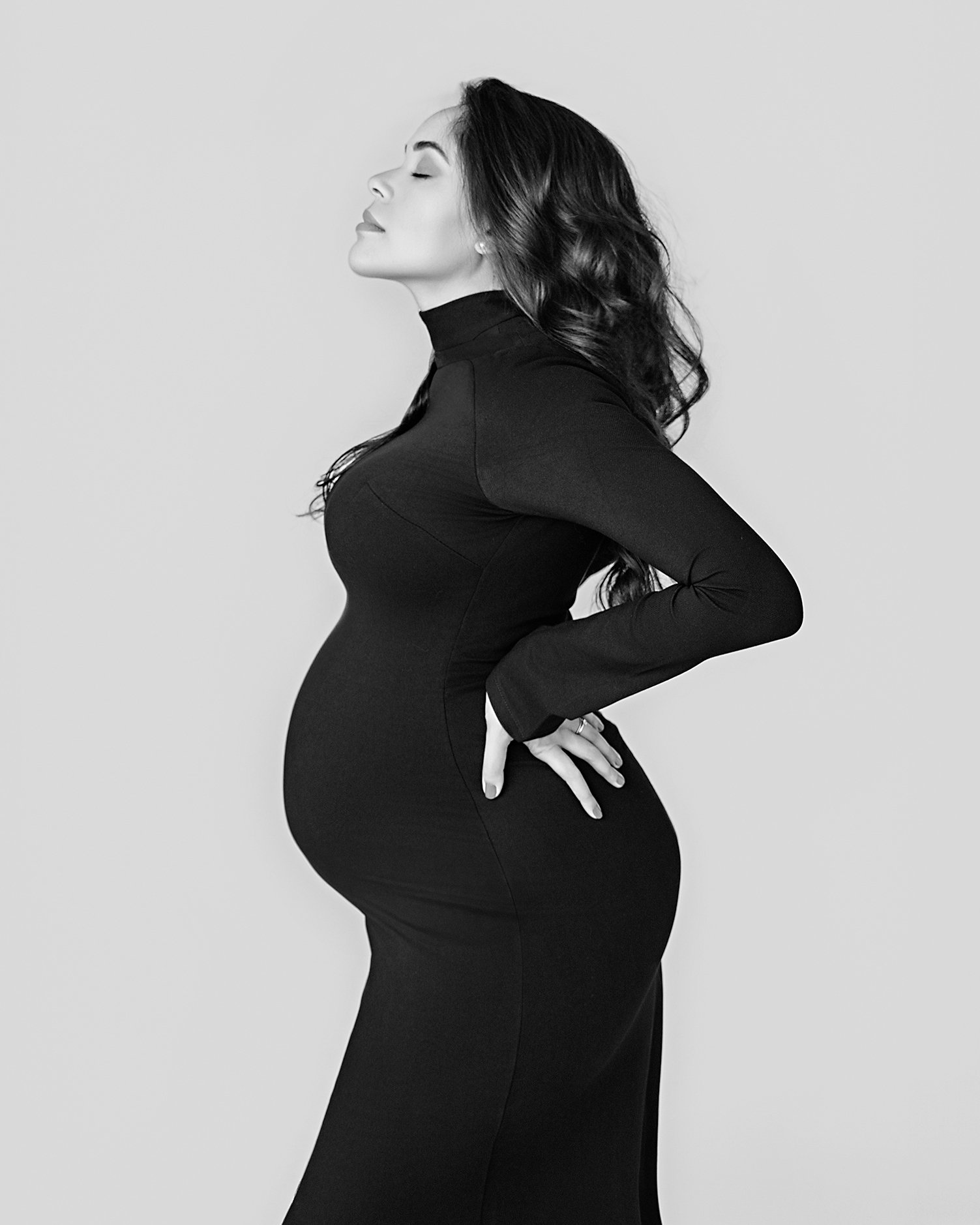 Simple. Timeless.
.
.
.
.
.
.
modern Denver studio maternity photoshoot
#coloradomaternityphotographer #denvermaternityphotographer #denver #maternitysession #maternity #bouldermaternityphotographer #pregnancyphotographer #expecting #maternityphotogr