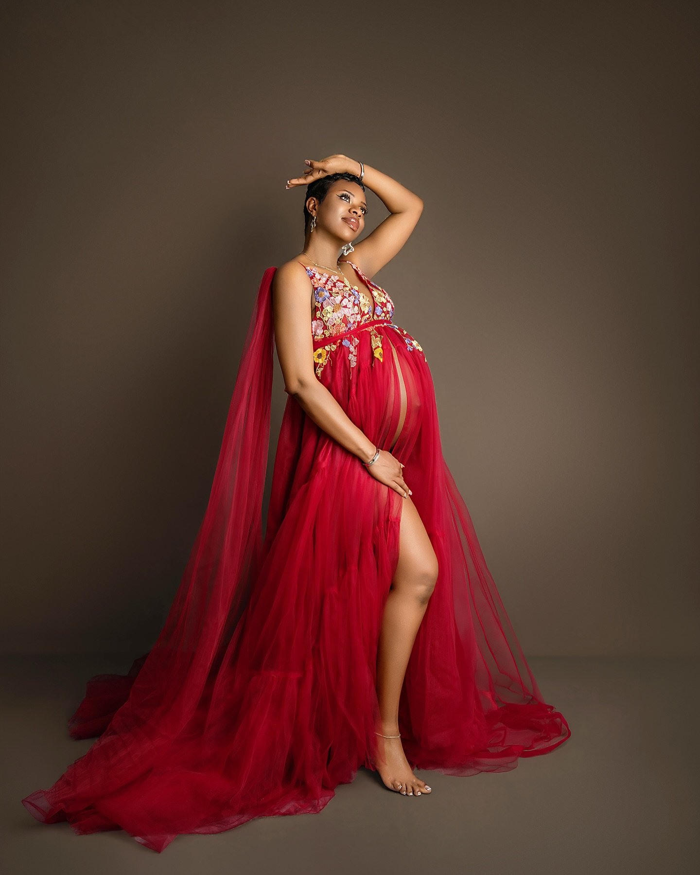 Every maternity session is designed around mama-to-be.

Some prefer dramatic fine art lighting. Others love soft romantic fabrics.

We tailor the look to match your style.

Denver maternity photographer
Fine art maternity Denver
Broomfield maternity 