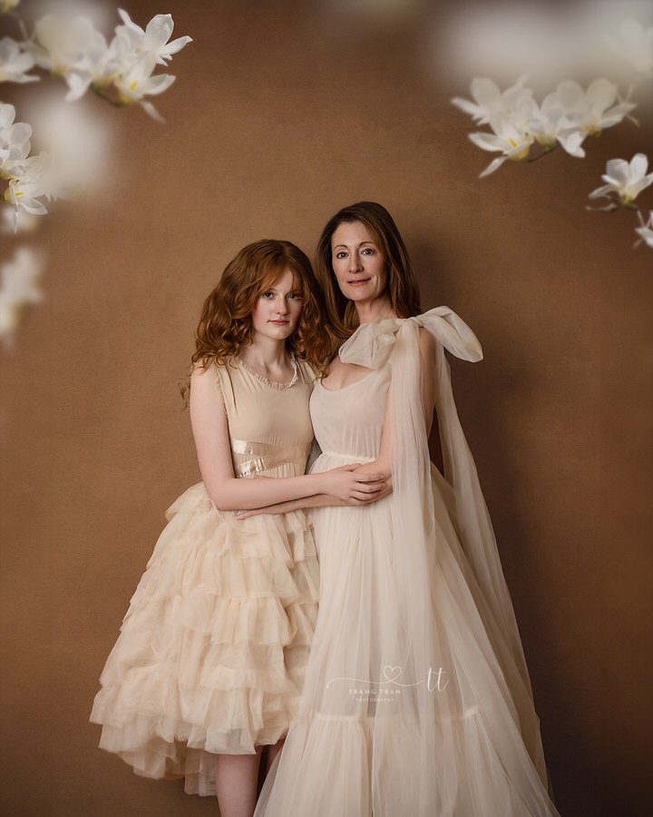 SUNDDOWN GOWN | SIZE: ONE SIZE FITS MOST