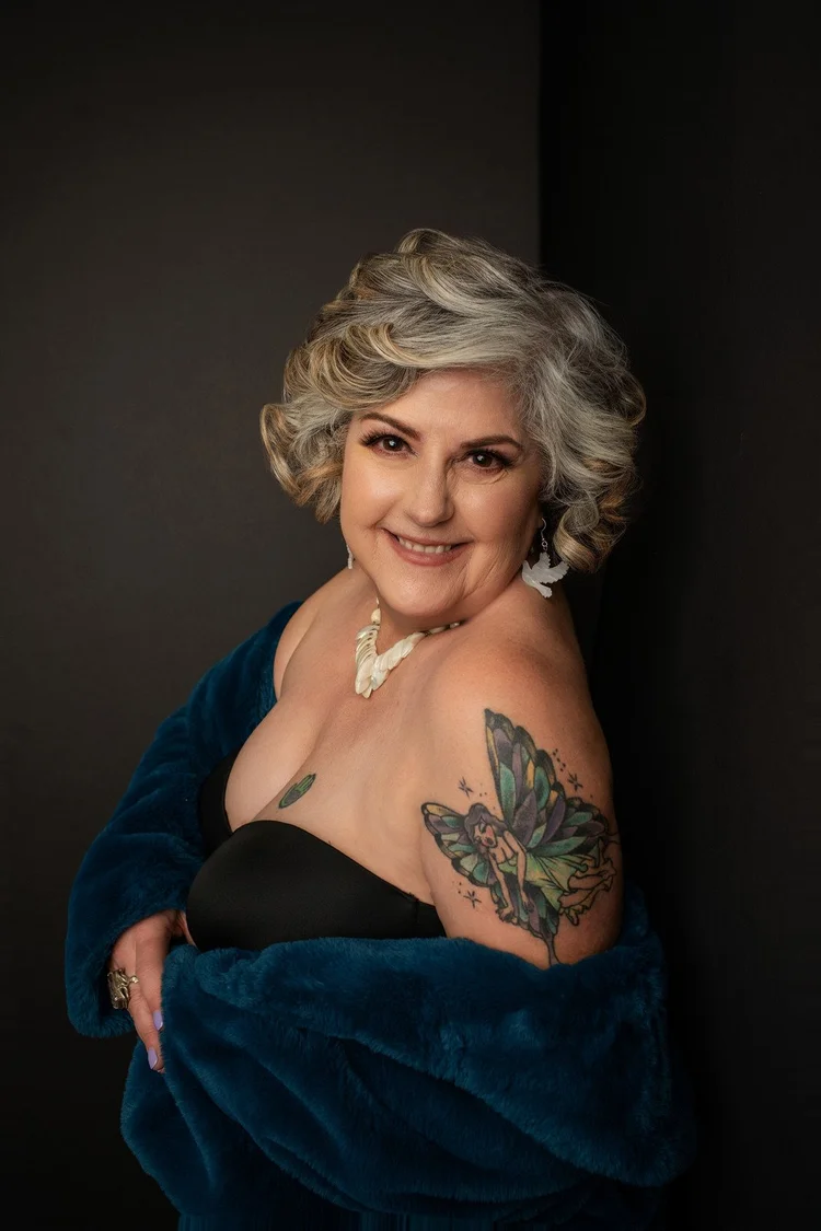 Boudoir portrait in deep blue velvet