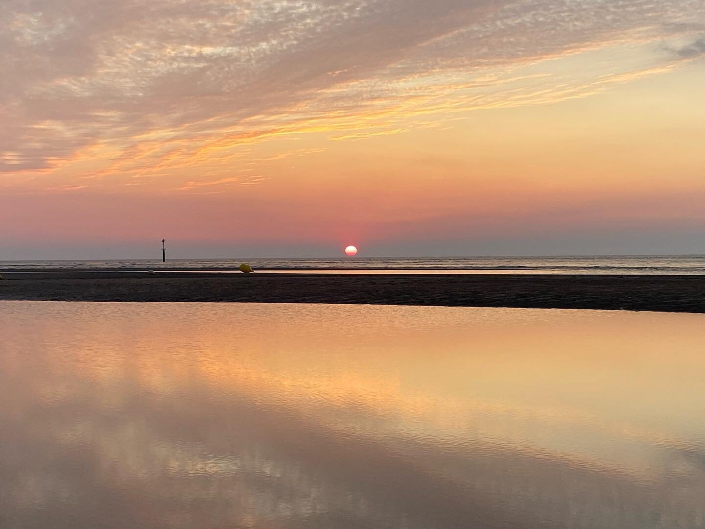 Break #normandie #normandy #seaside #beauty #sunset #trouville