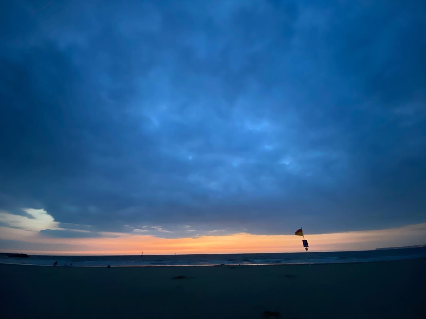 Beauty of Trouville #beaut&eacute; #trouville #sunset #fondations #ancrage #real #lamer #nature #jeunesse #youth #reves #force #power #future #cloudsinmymind #good