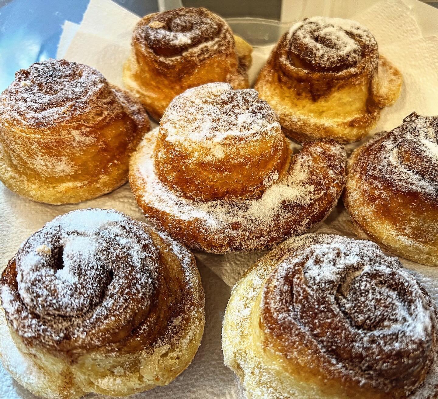 Barn Buns😍
#barnbakes #ourlifeatthebarn #croissantbun #lovebaking #microbakery