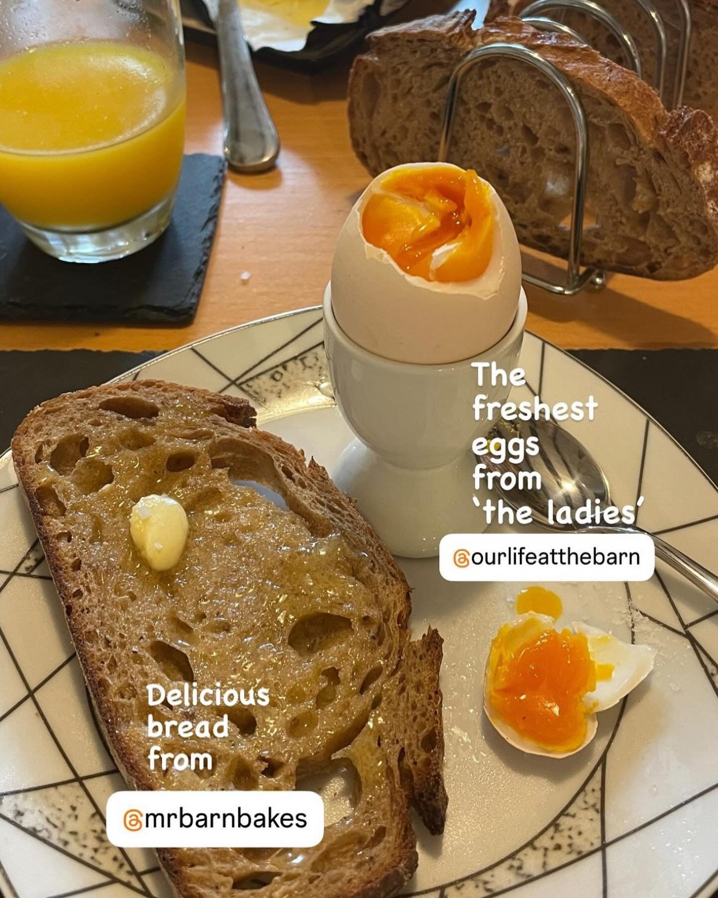 Our guests @becks_on_the_beach enjoying the freshest Sourdough &amp; Eggs from our ladies during their stay! 
Stay tuned as we are launching are @ourlifeatthebarn Breakfast Hampers to enjoy during your stay! Full of local organic produce and of cours
