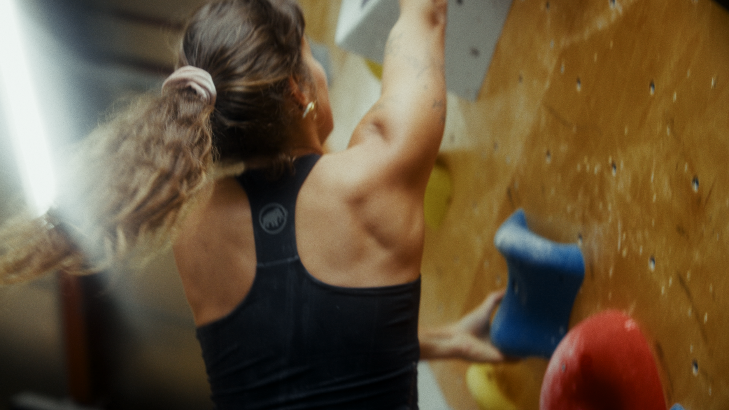 Entraînement en salle, traction sur poutre — préparation physique de Marie Gamen