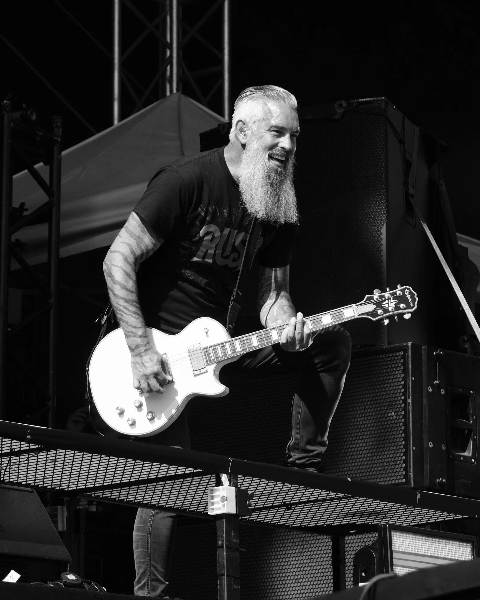 Konsertfotografering Oslo – artist på scene under live-opptreden
