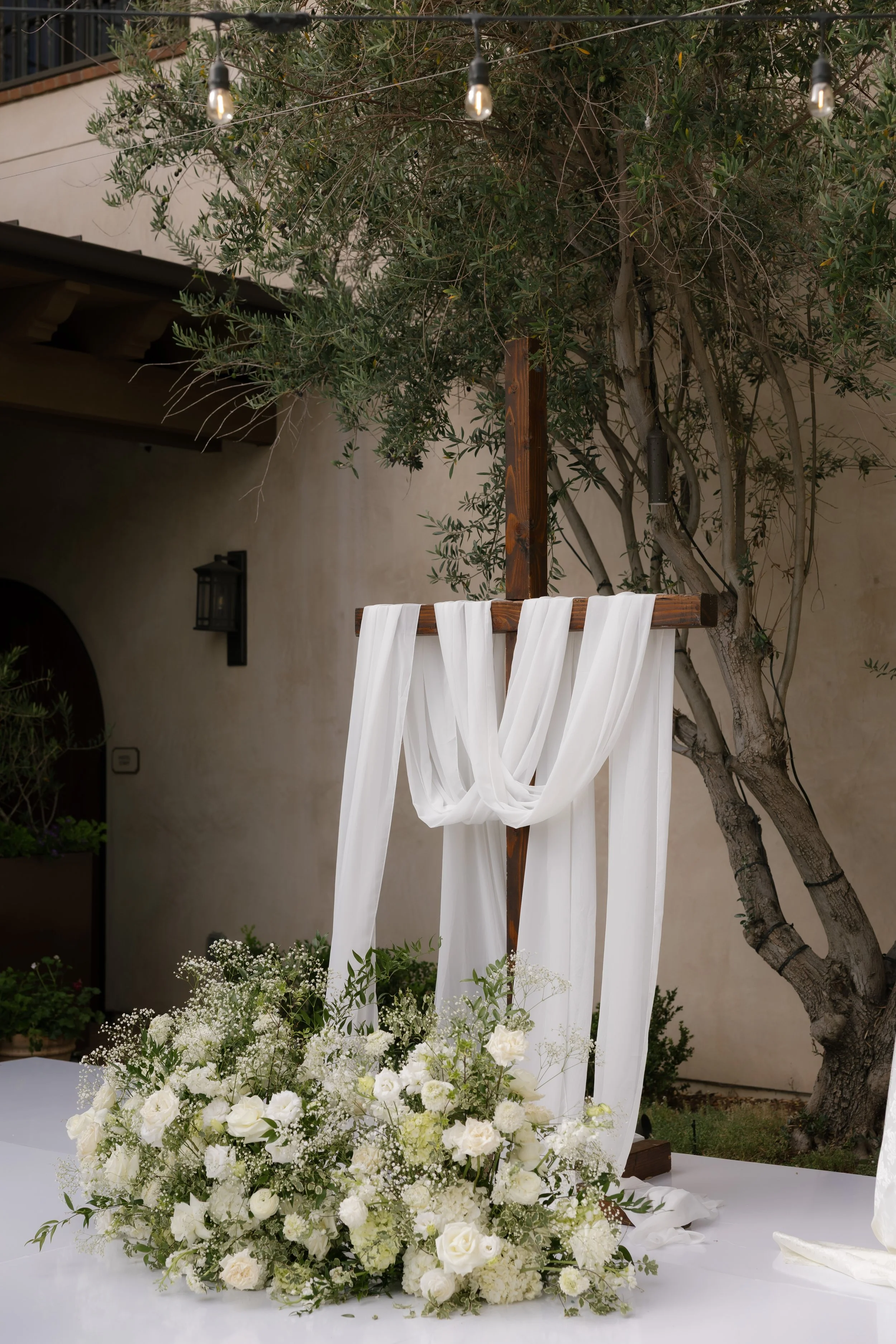 8-Timeless Warm Fall Wedding.jpg
