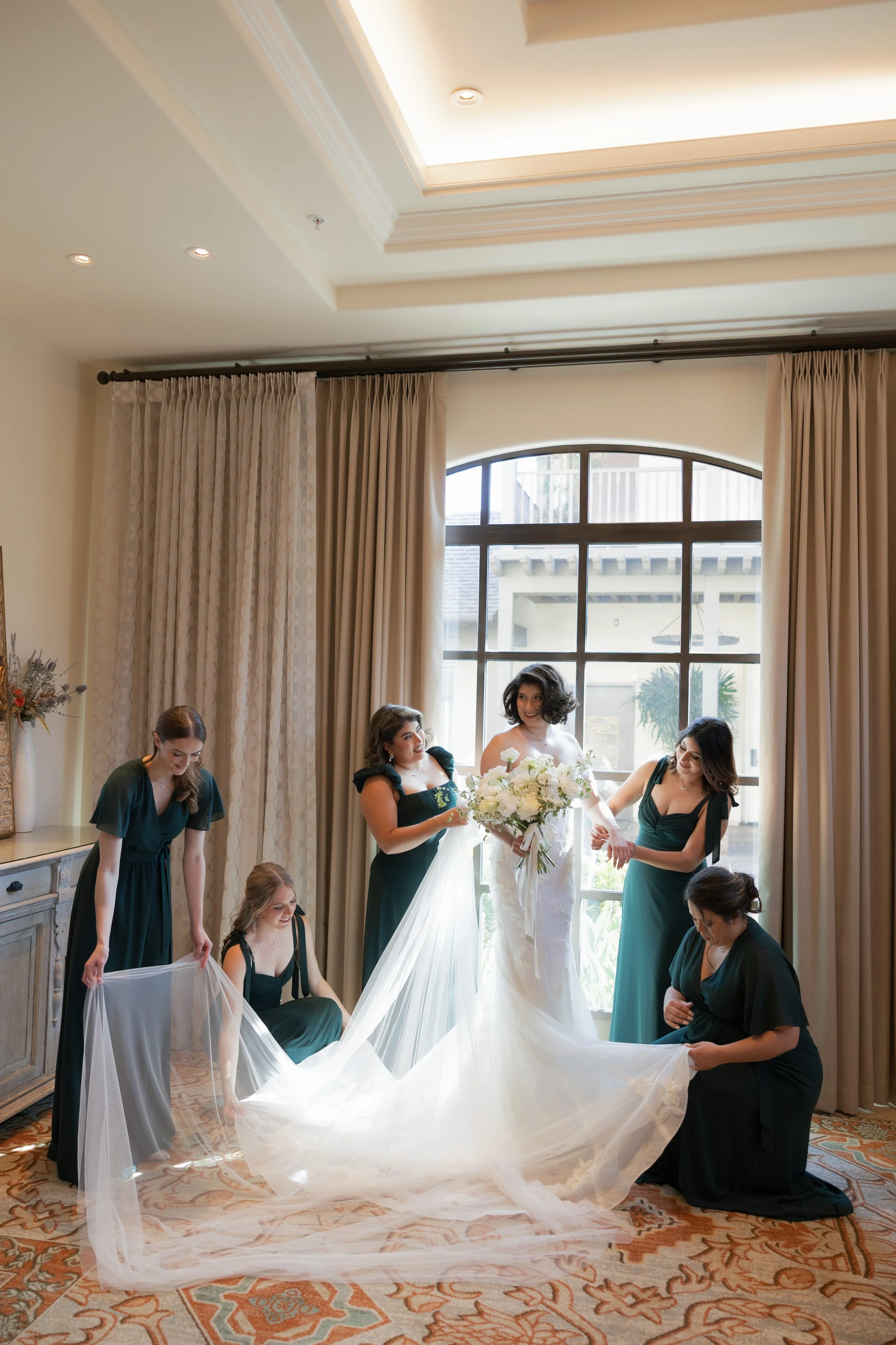 Timeless Warm Fall Wedding.jpg