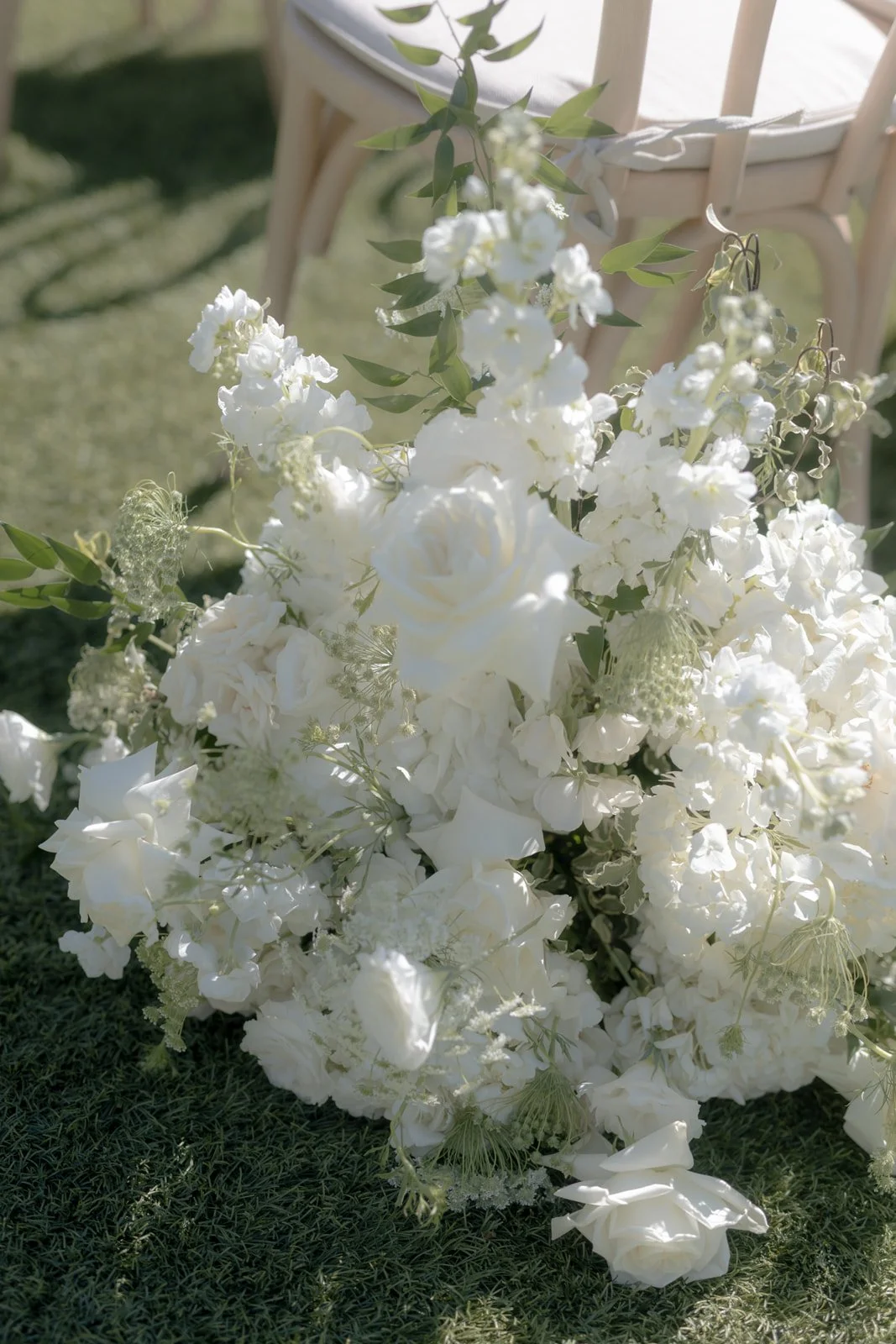 LAMWEDDINGSNEAKPEEK-31.jpg