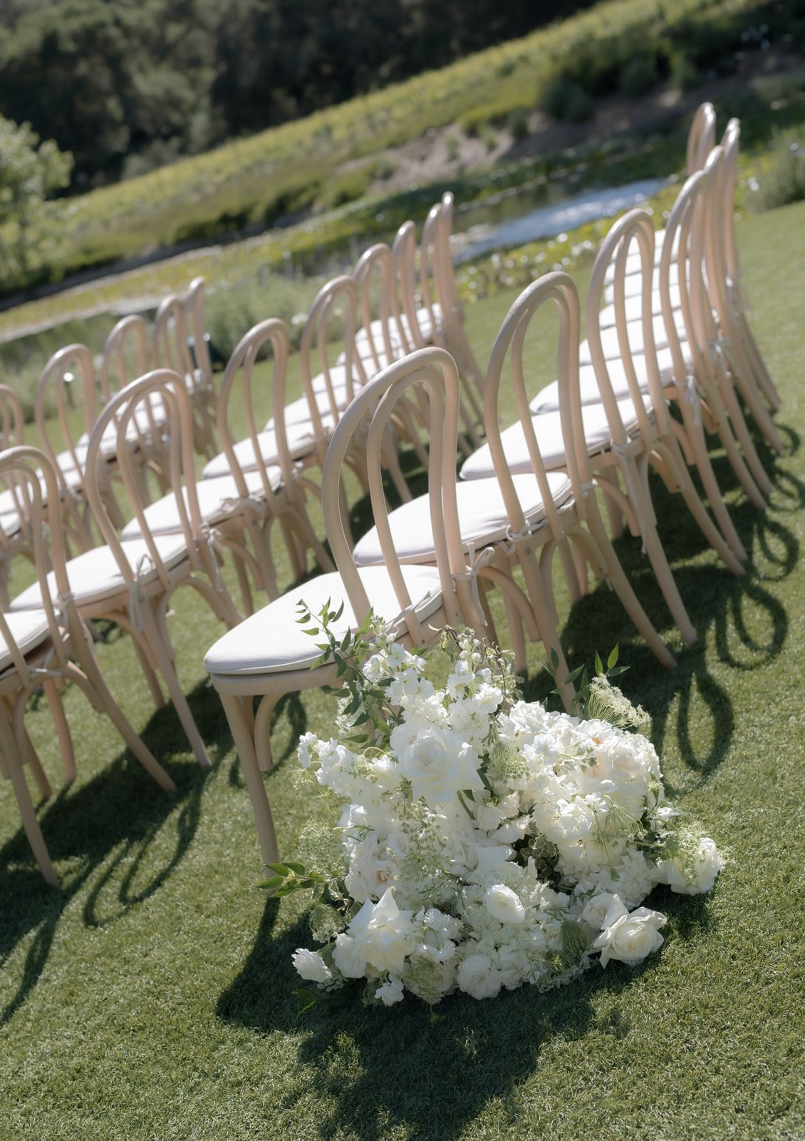 LAMWEDDINGSNEAKPEEK-30.jpg