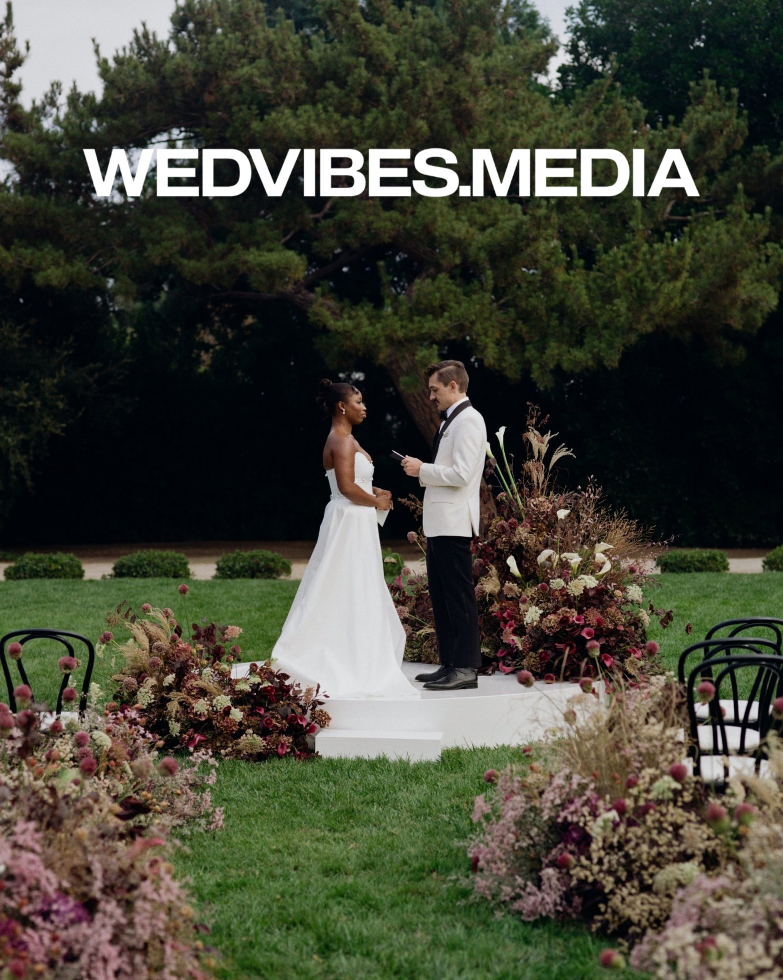 Some love stories really are all about being in the right place at the right time. 🤍

In 2017, Bronte and Dean met at a friend&rsquo;s house party in Santa Monica. A little divine timing brought them into the same space, and the two hit it off almos