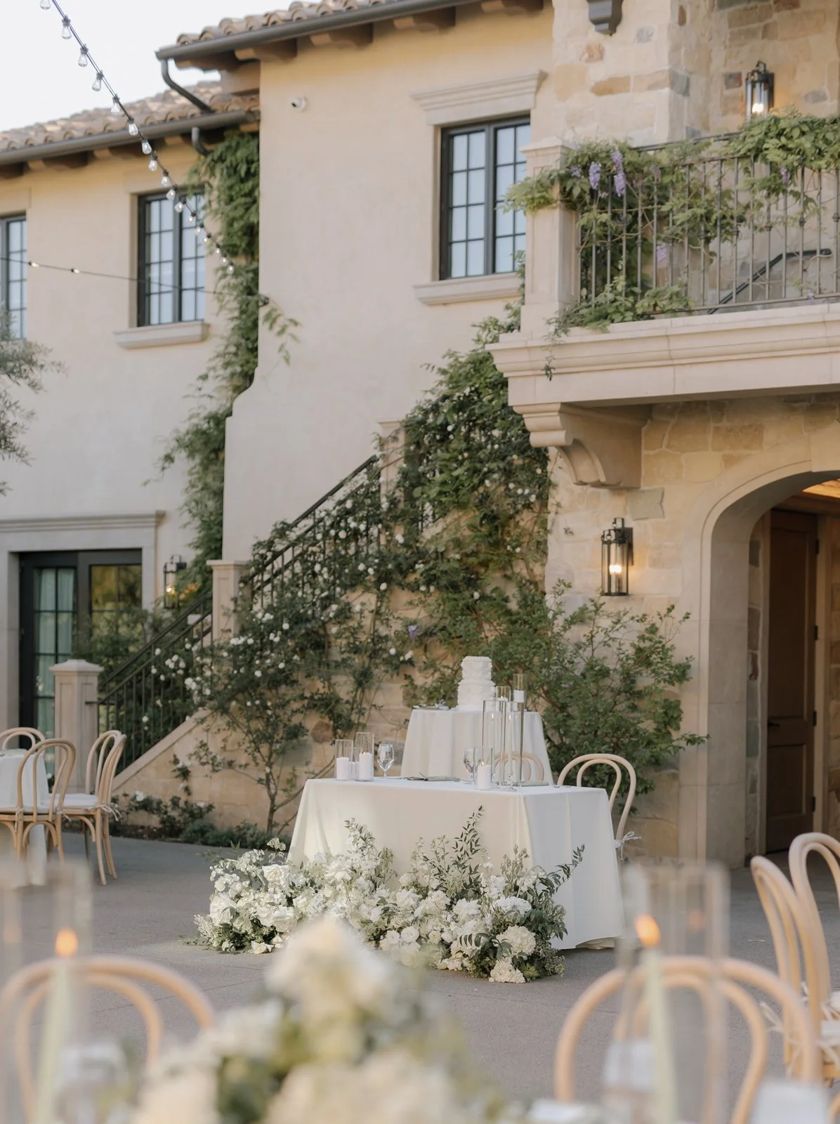 LAMWEDDINGSNEAKPEEK-42_websize.jpg