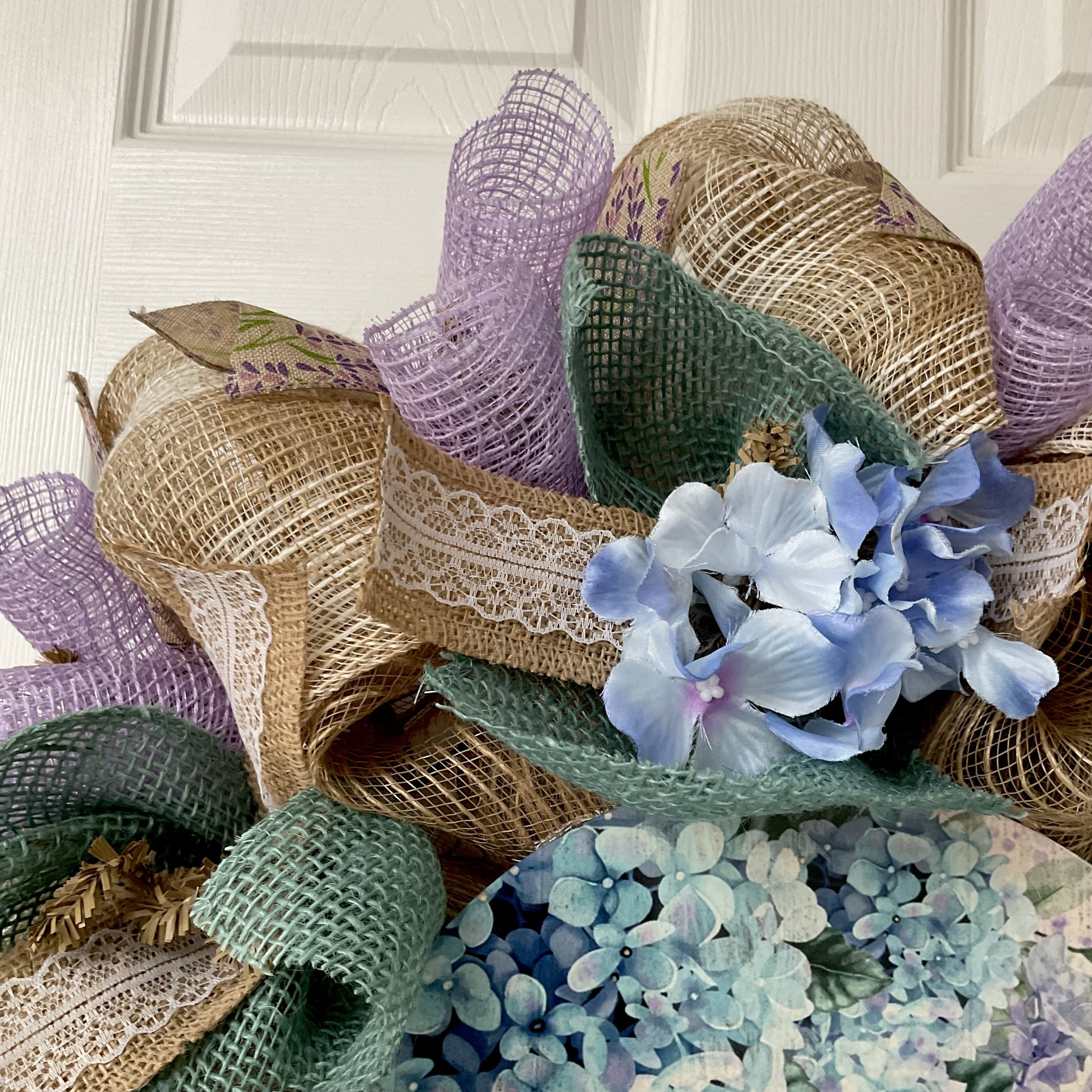 W0798erlcomehydrangeas3.jpg