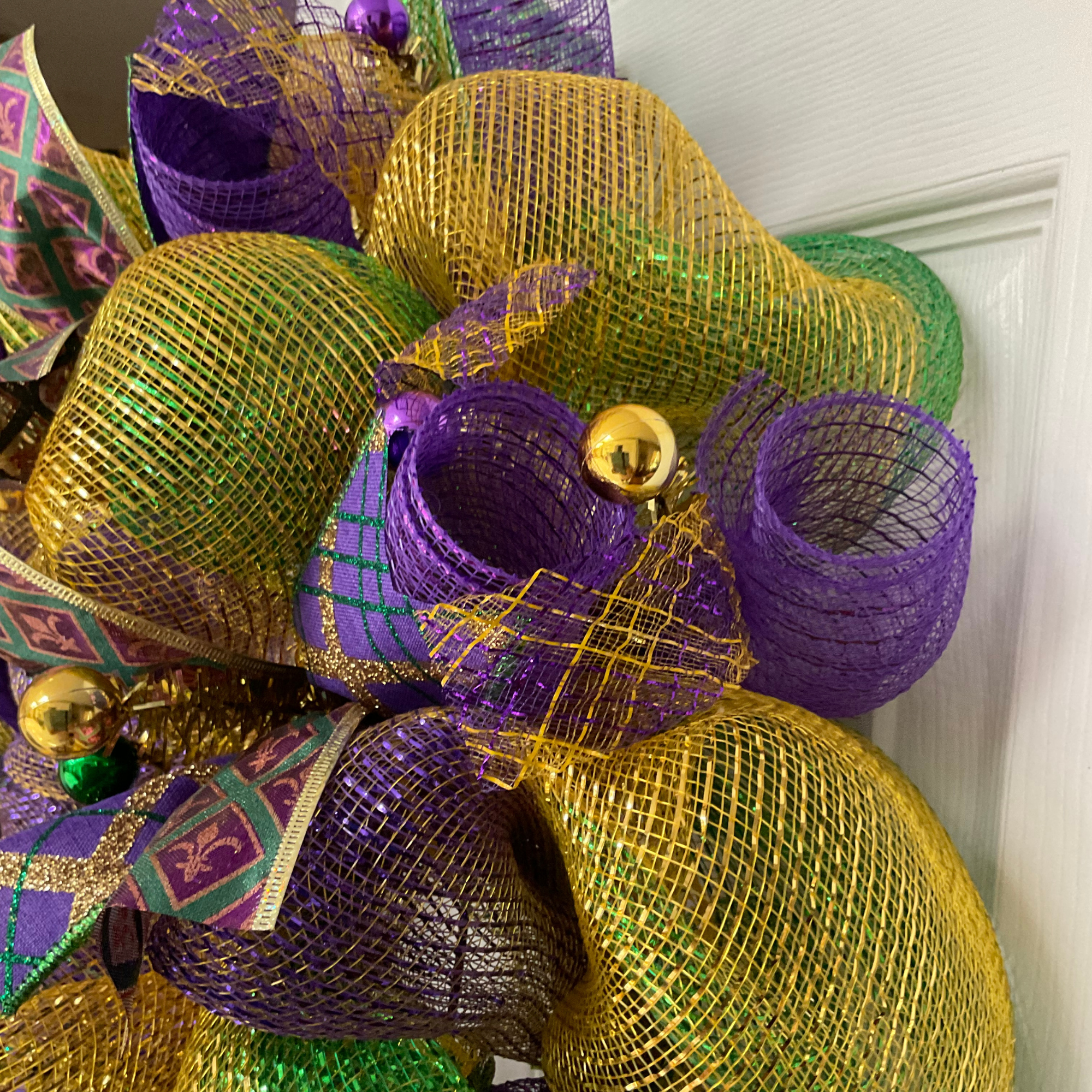W0599happymardigrasyall3.png