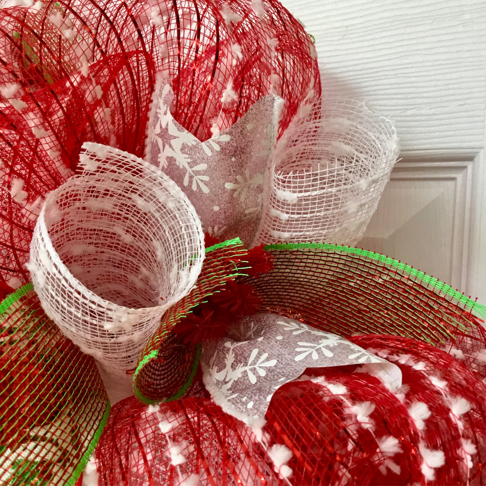 W1414seasonsgreetingroundcardinalrev4.png