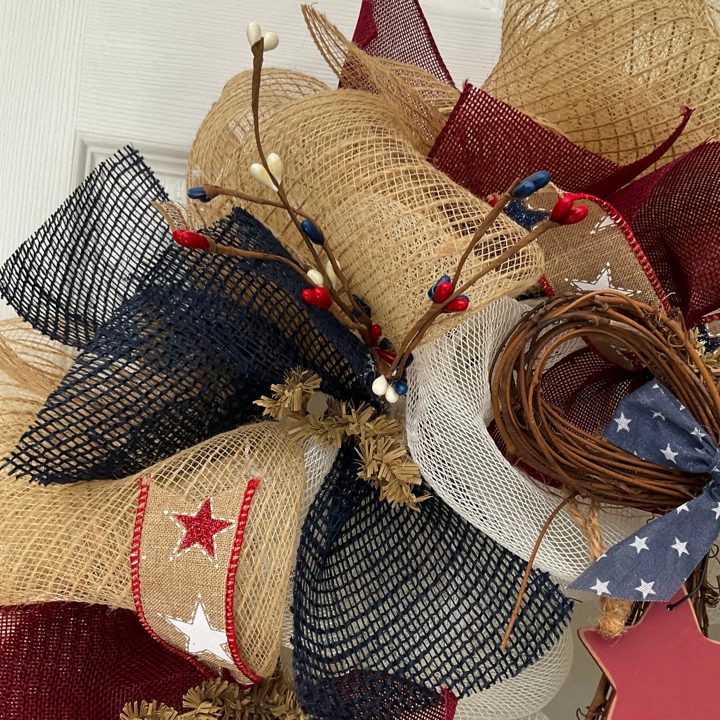 W0398danglingpatriotichearts3.jpg