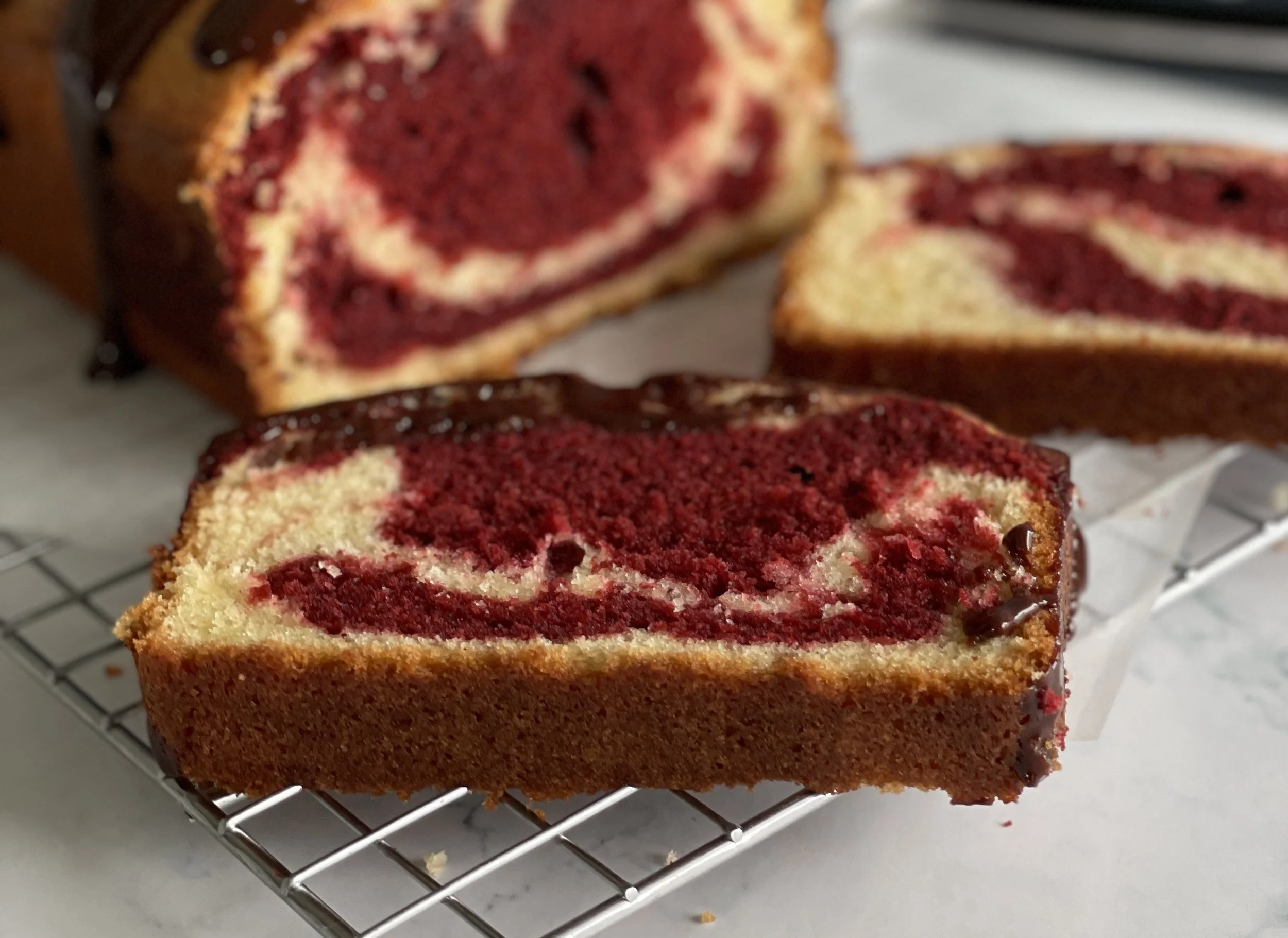 Ponque           Red Velvet Marmoleado