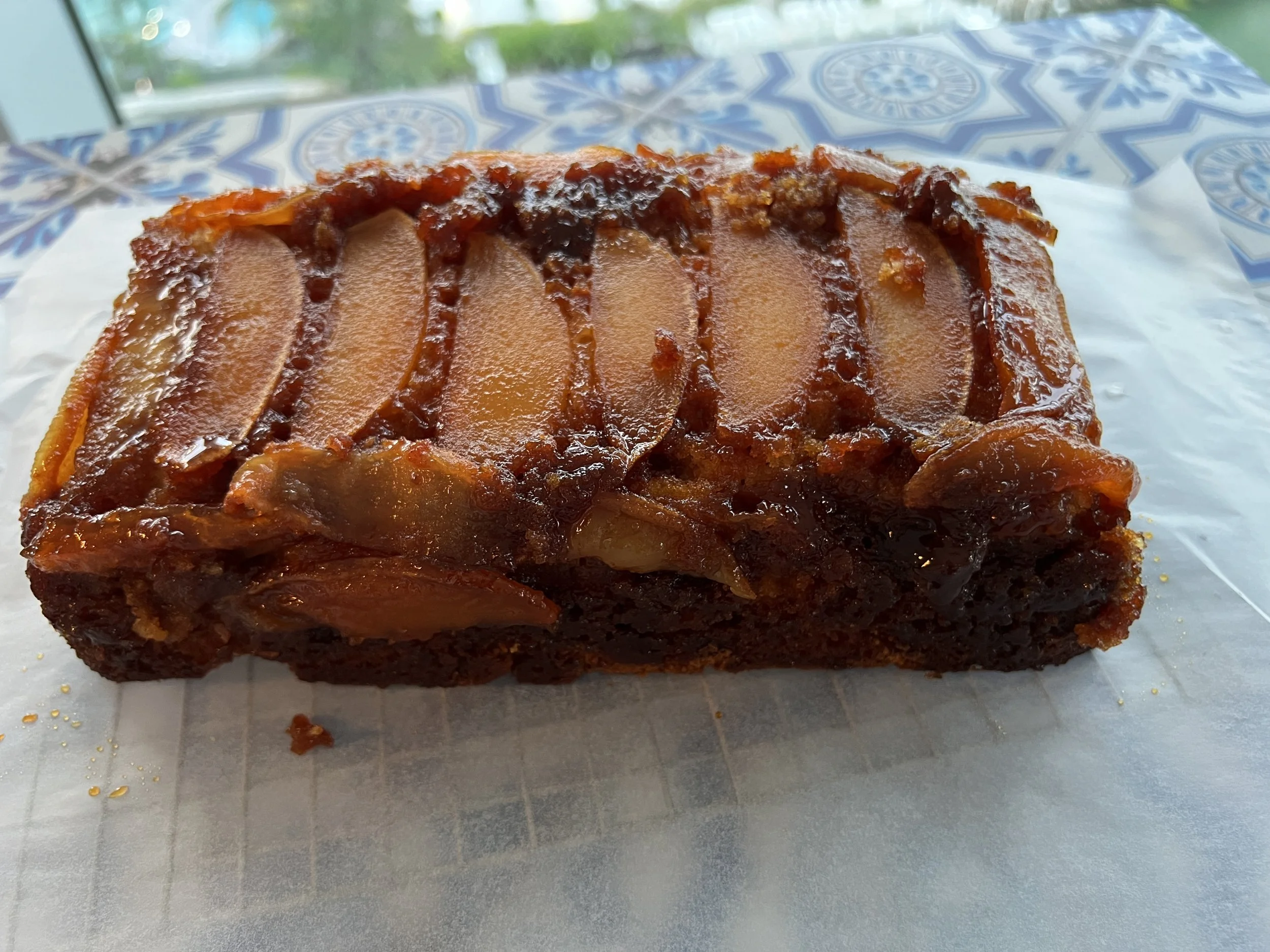 Ponque de Manzana Invertido