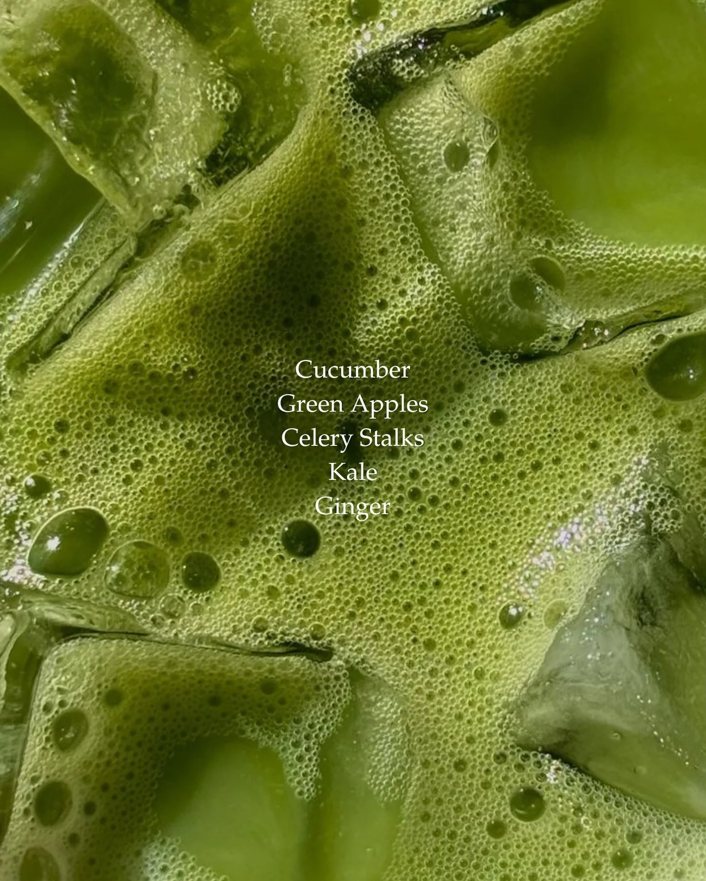 Nothing says St. Patty&rsquo;s like starting the day with a vibrant green juice 🍀 Don&rsquo;t get pinched!

#stpattys #houstonwellness #sauna #greenjuice #healthfood