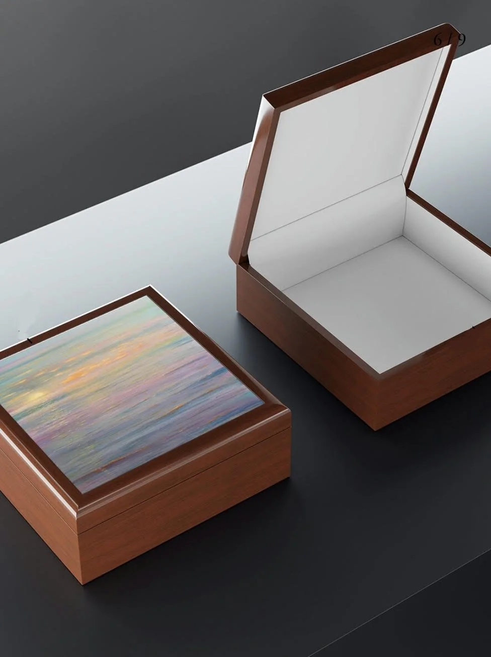 Jewelry and jewelry boxes featuring beautiful art