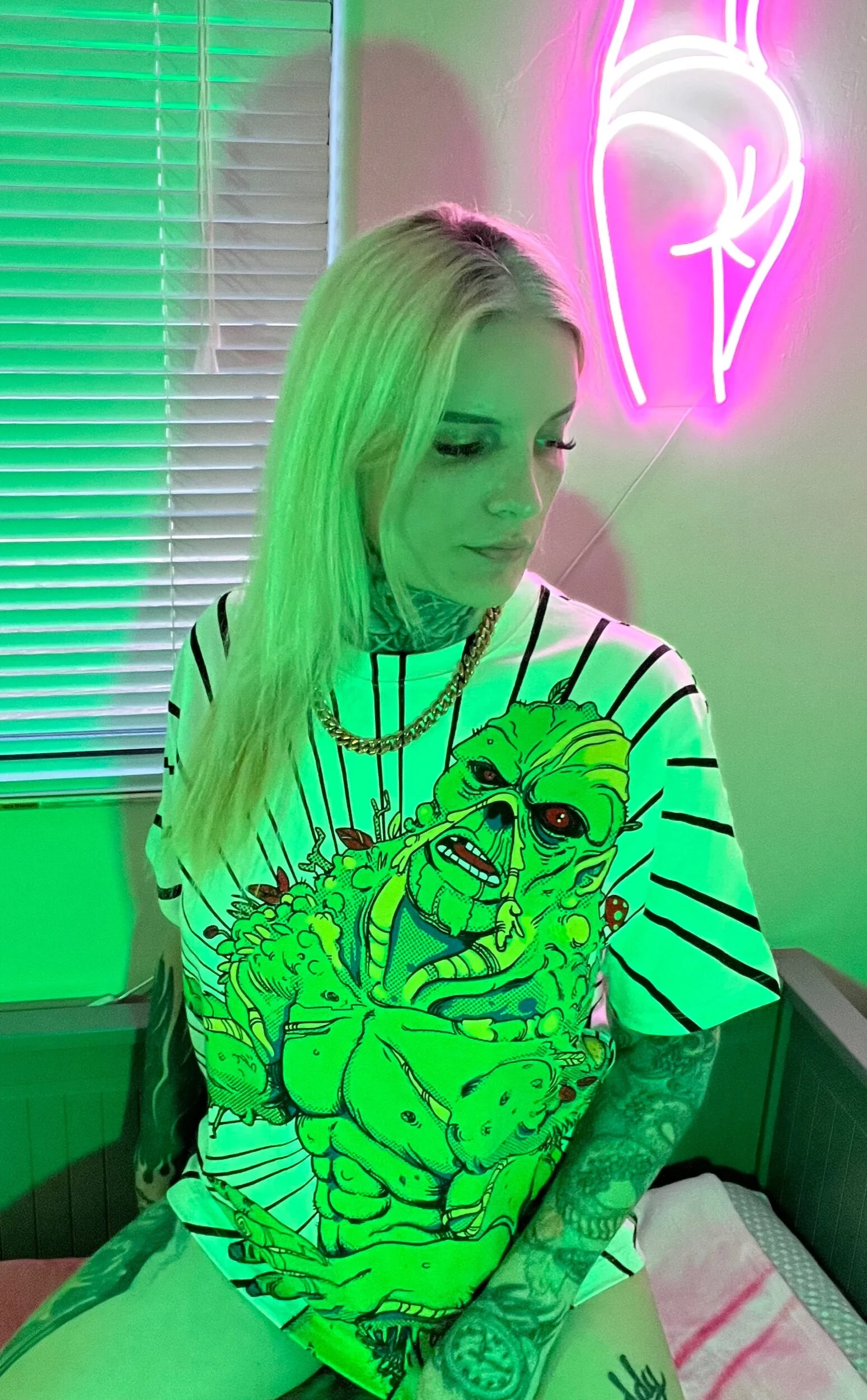 F5A0BD0F-CFF8-4517-AC40-94686C12F824