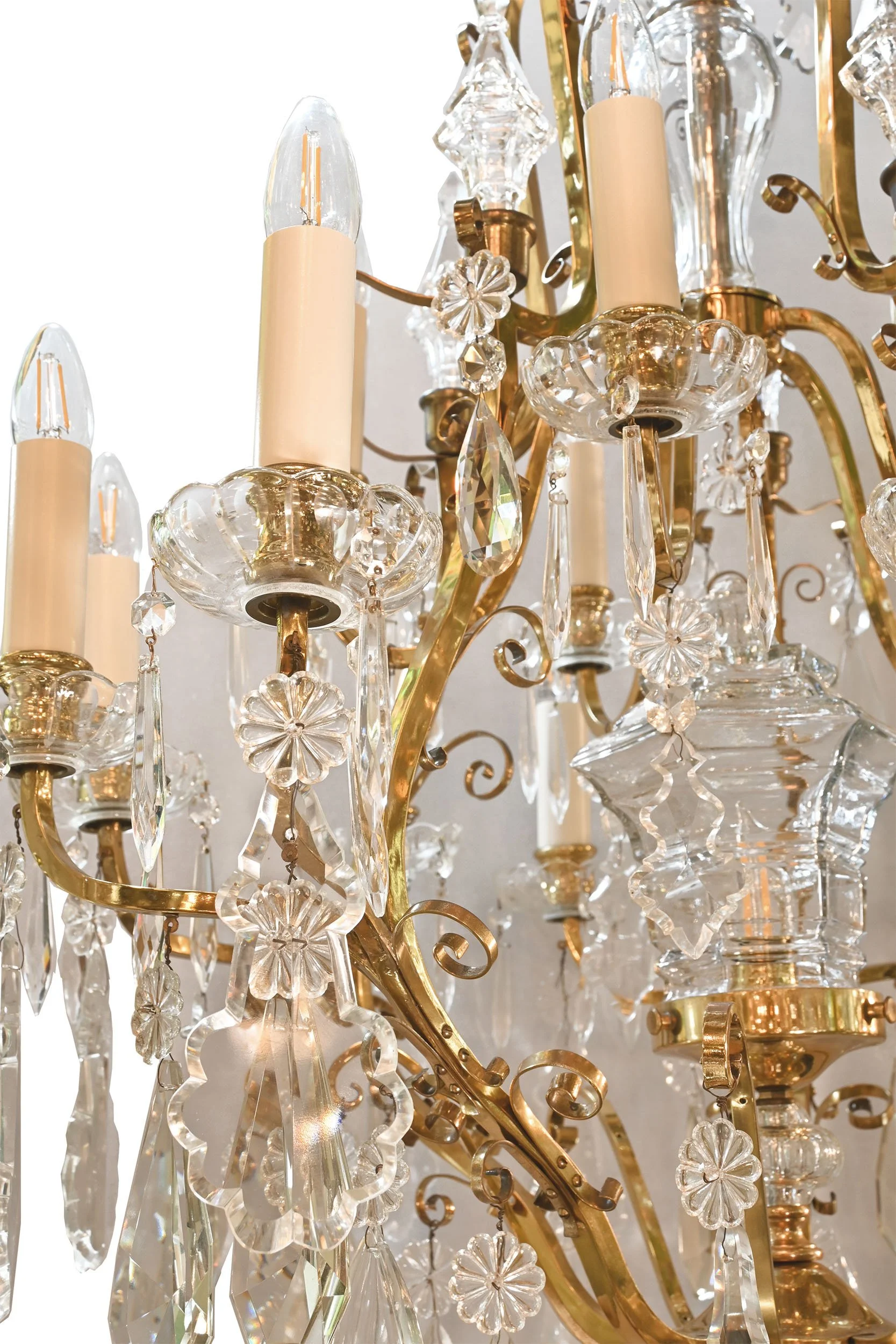 27380 large brass and crystal fifteen candle chandelier 3.jpg