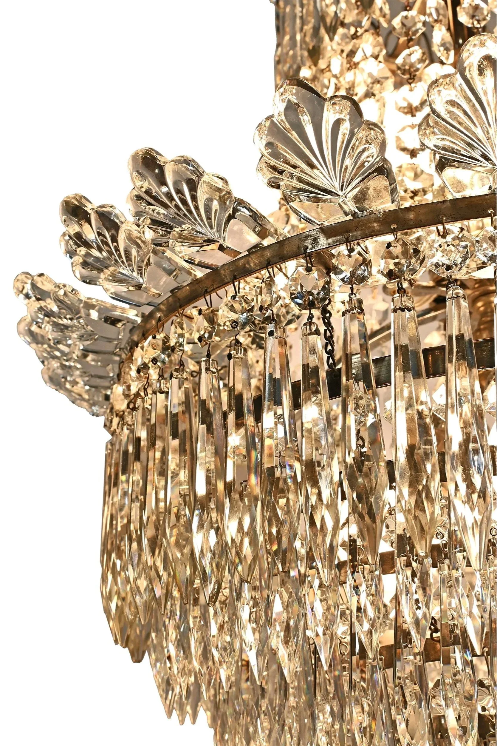 25707%2Beight%2Btiered%2Bhollywood%2Bregency%2Bdraped%2Bcrystal%2Bchandelier%2B2.jpg