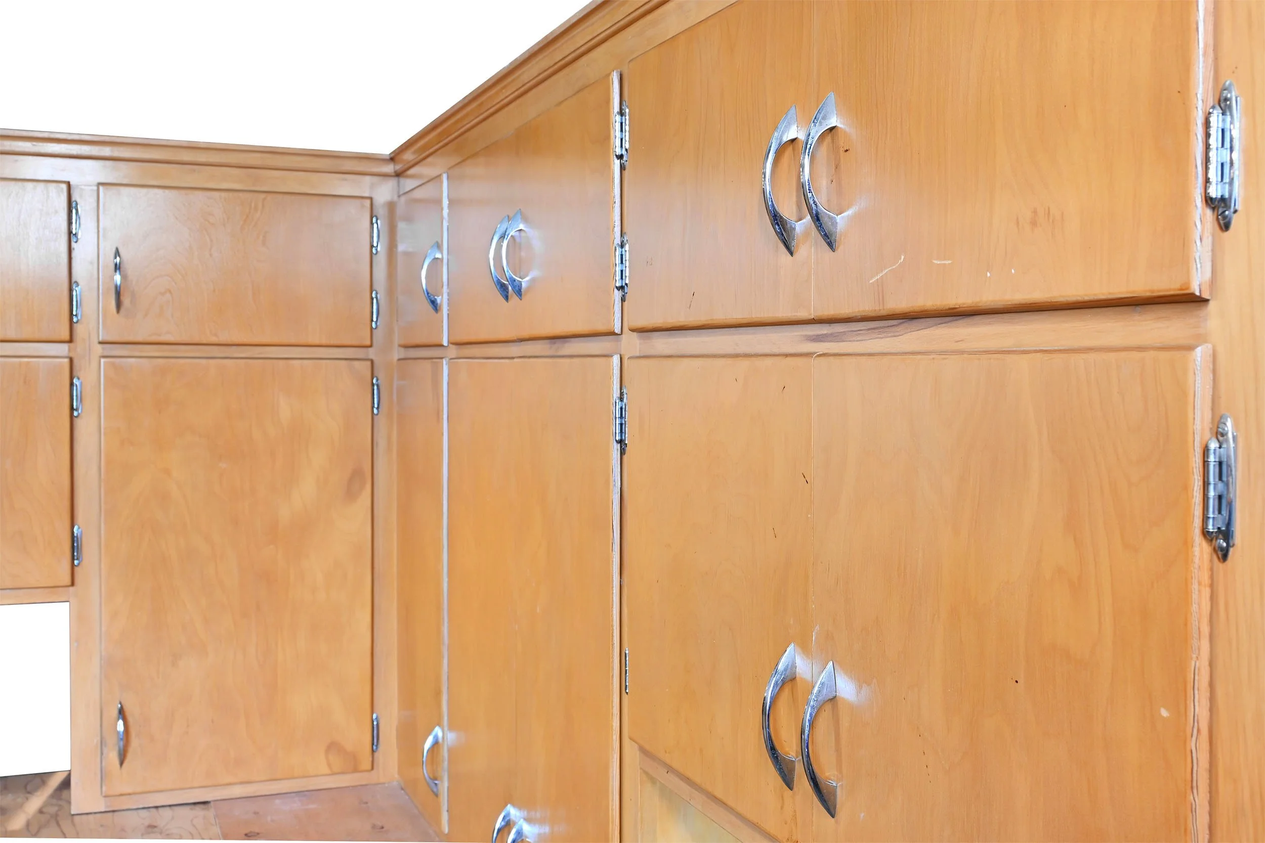 27712 maple MCM kitchen cabinet corner unit 5.jpg