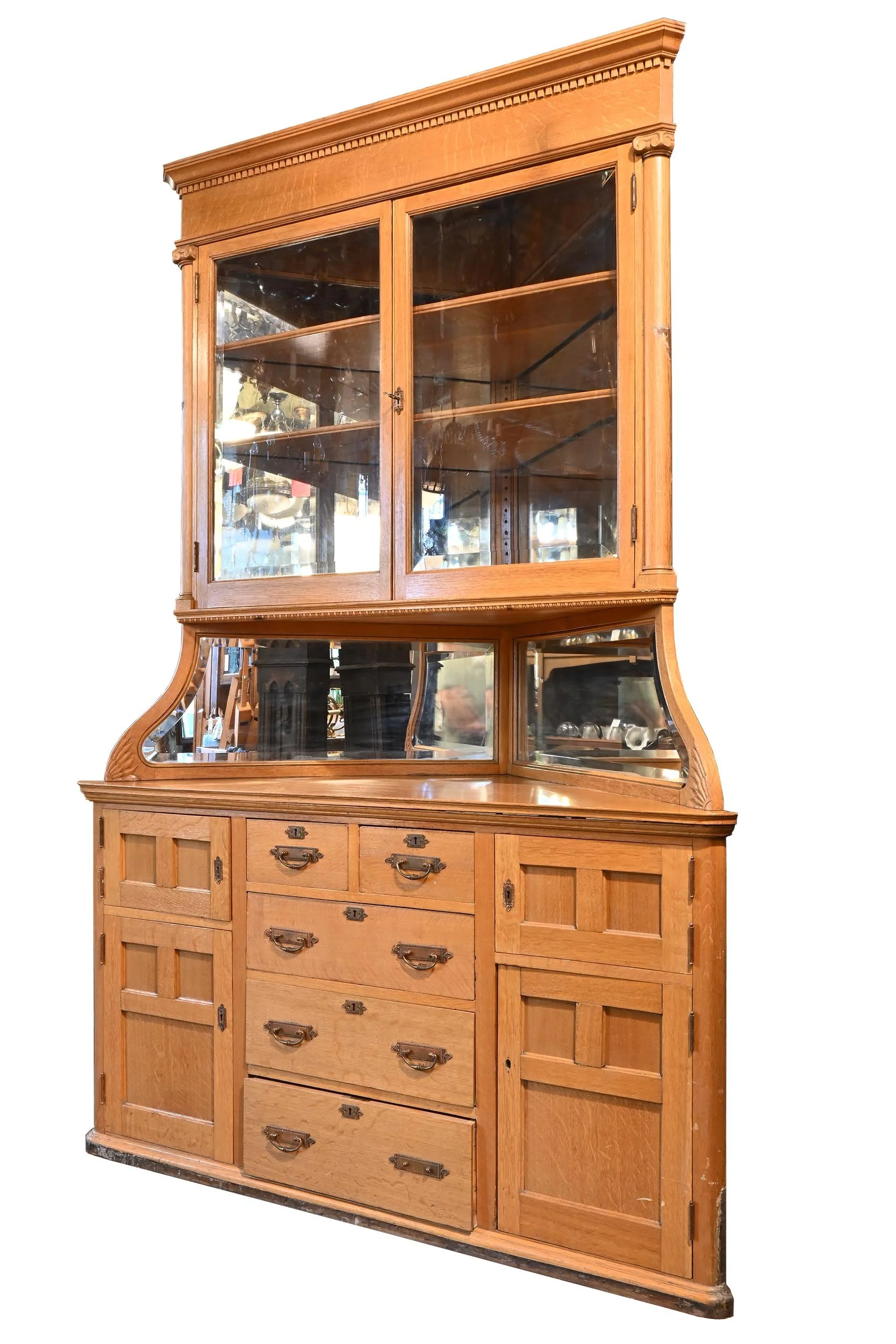 27301 corner tiger oak builtin 1.jpg