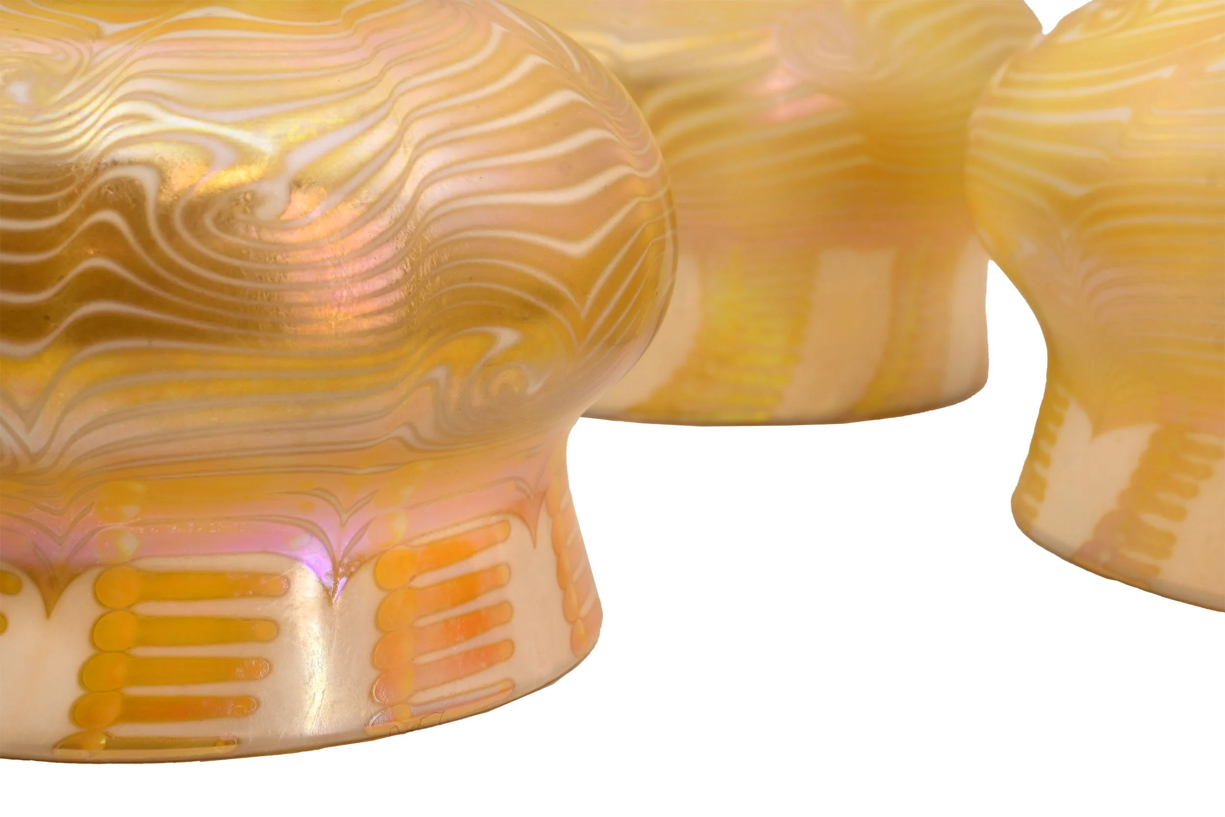 27253 petite quezal yellow king tut shade 3.jpg