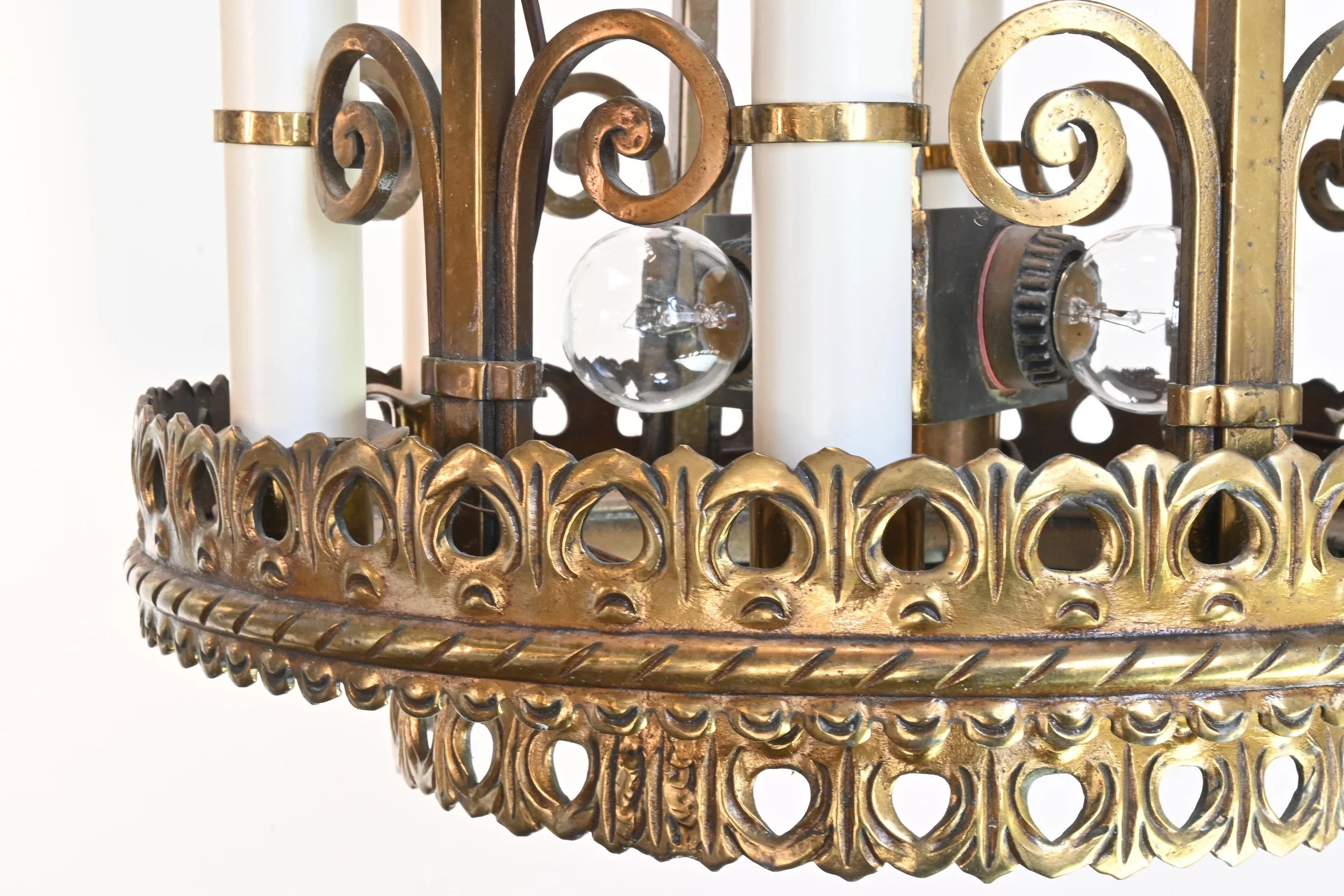 61066+spanish+baroque+9+light+chandelier+2.jpg