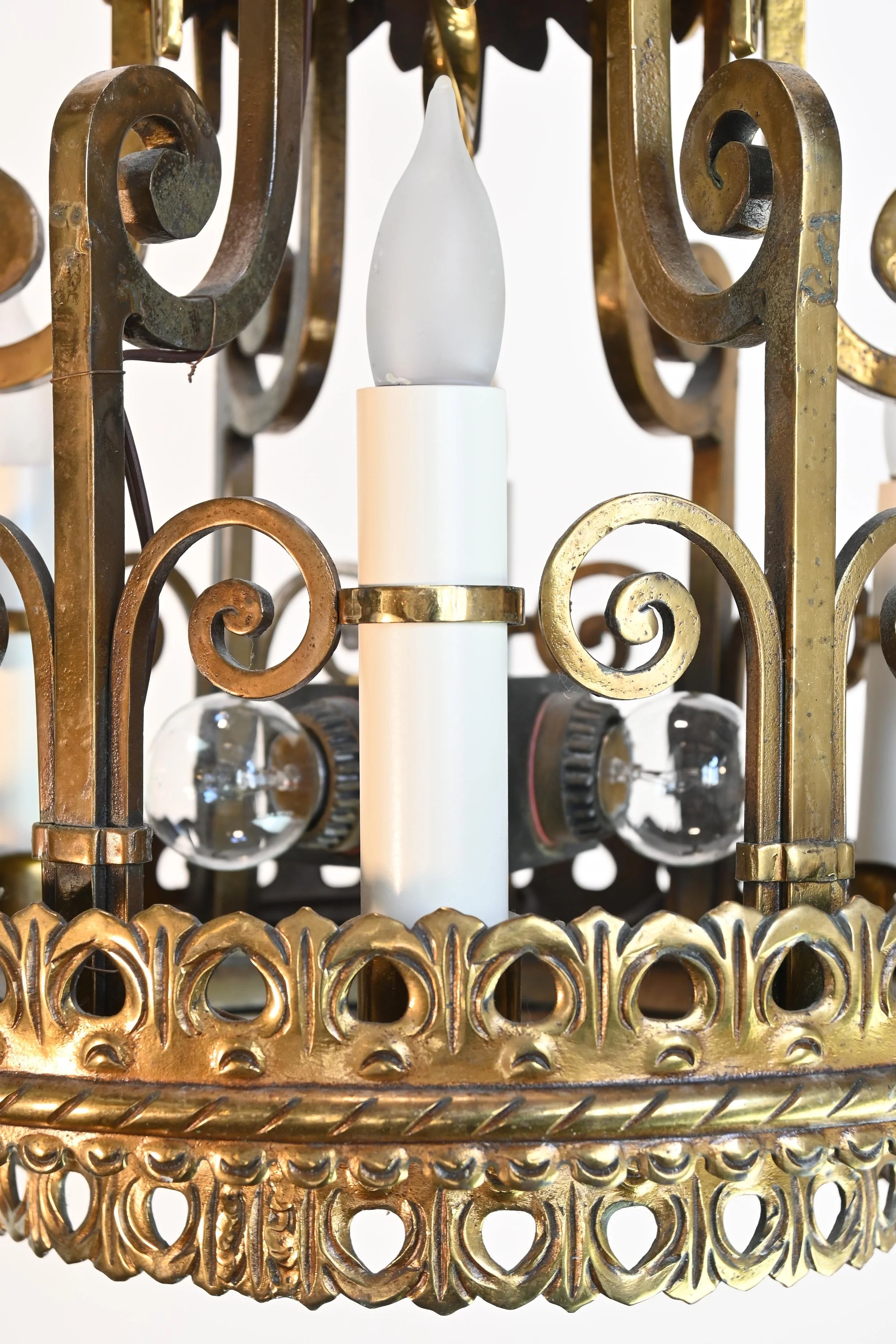 61066+spanish+baroque+9+light+chandelier+6.jpg