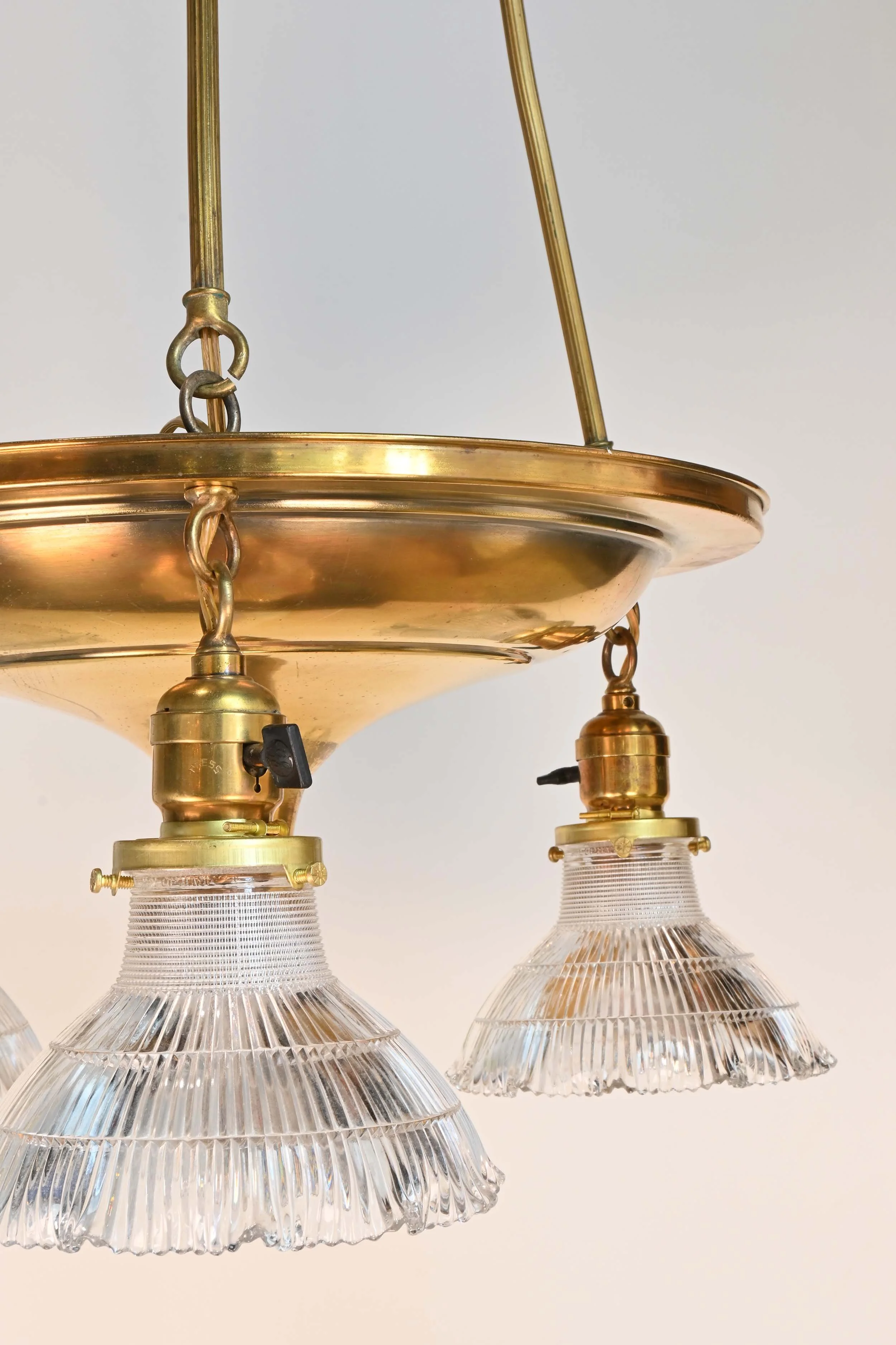 62004+tall+brass+3+shade+prismatic+3.jpg