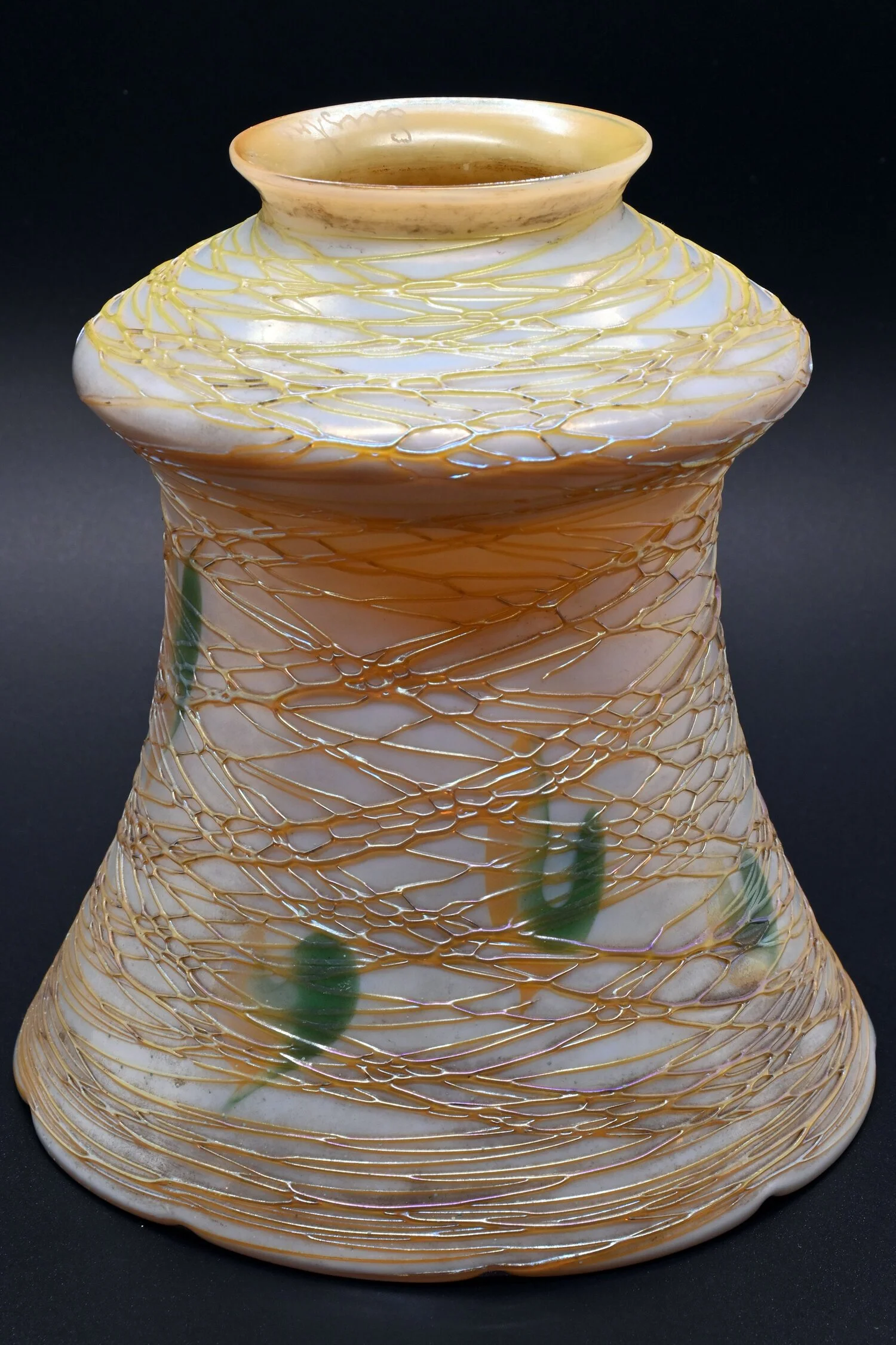 S1057-lustre-art-aurene-and-calcite-gold-thread-1.jpg