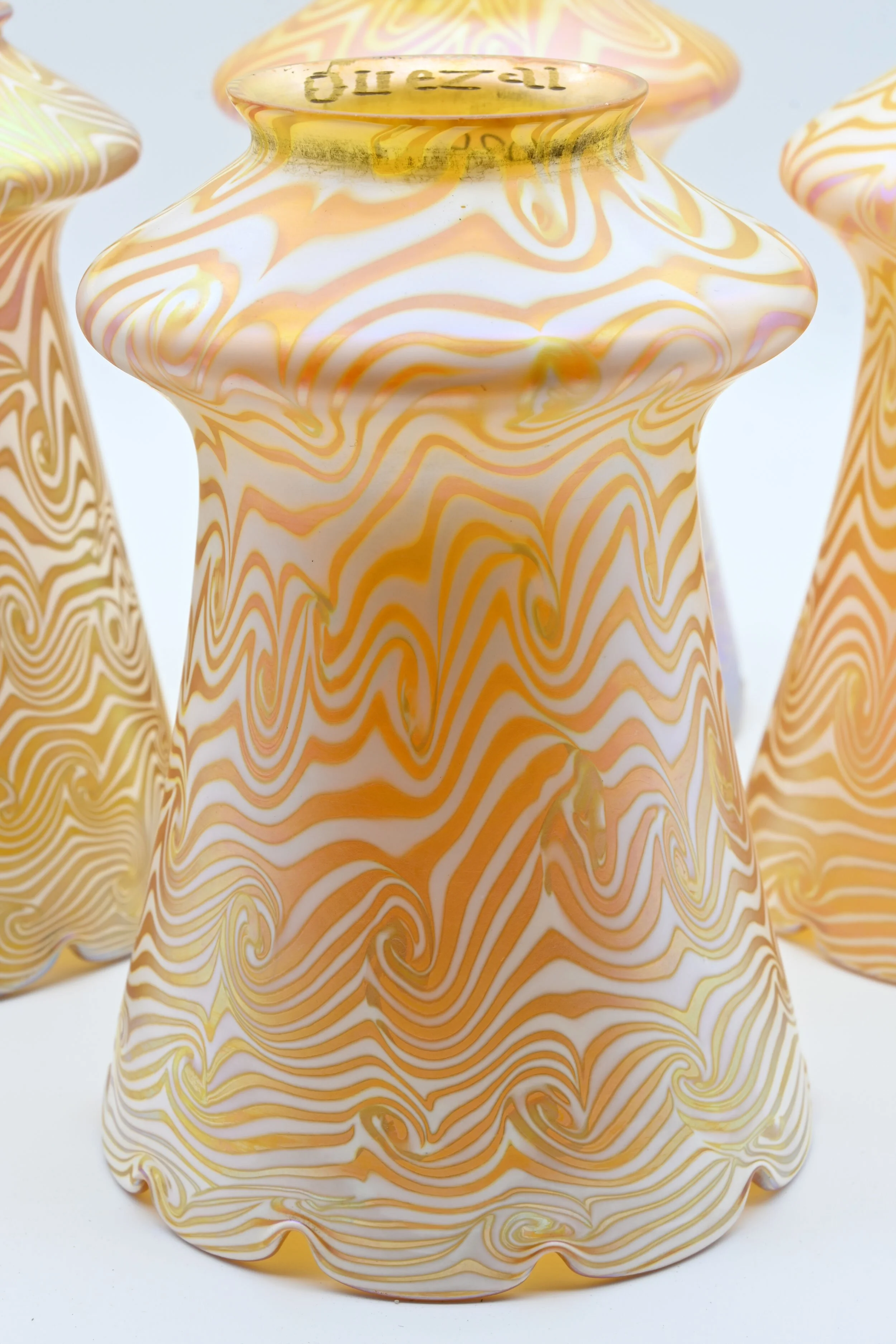 60025-aurene-swirled-white-king-tut-shade-3.jpg