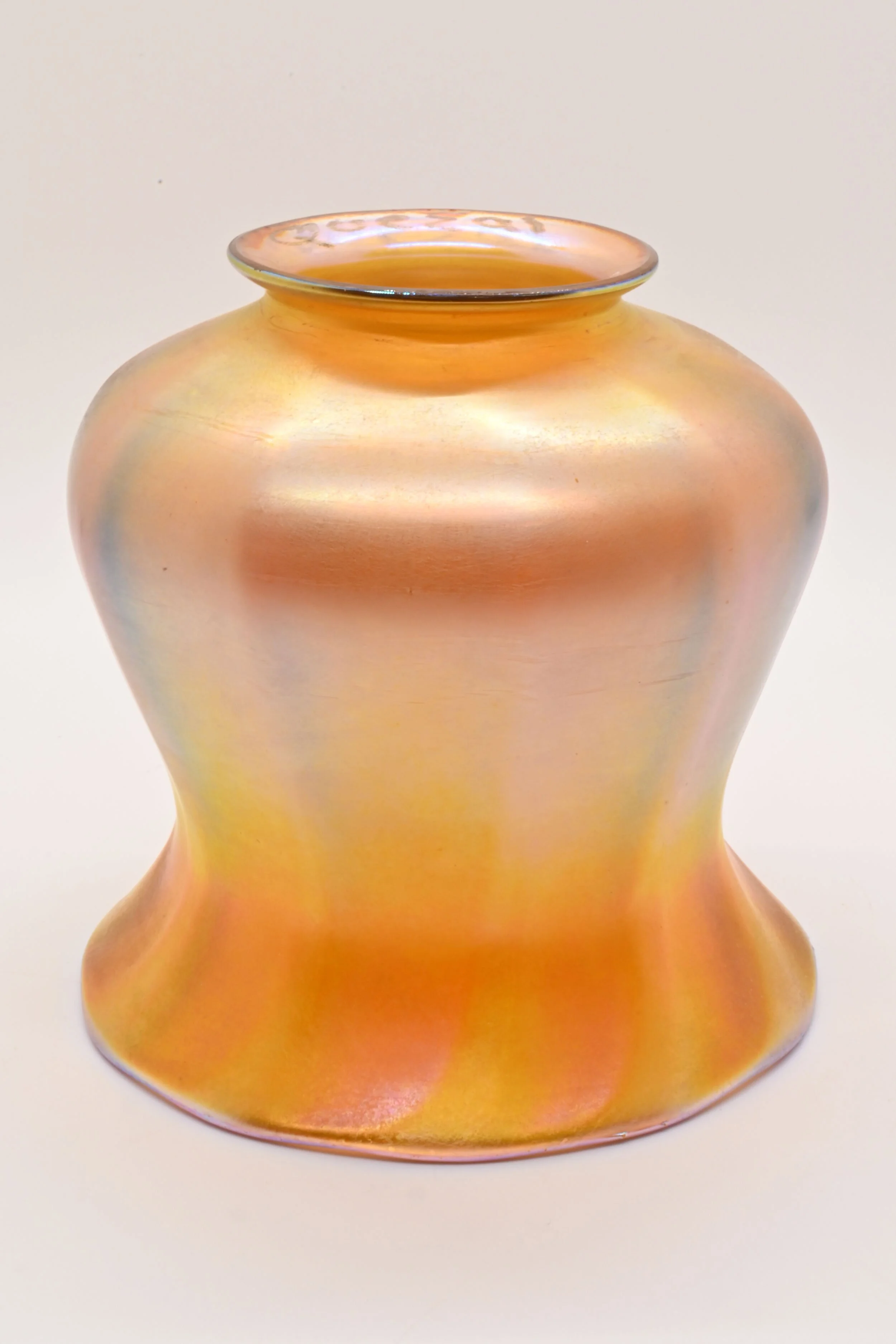 S1010-QUEZAL-AURENE-BULBOUS-SHADES-3.jpg