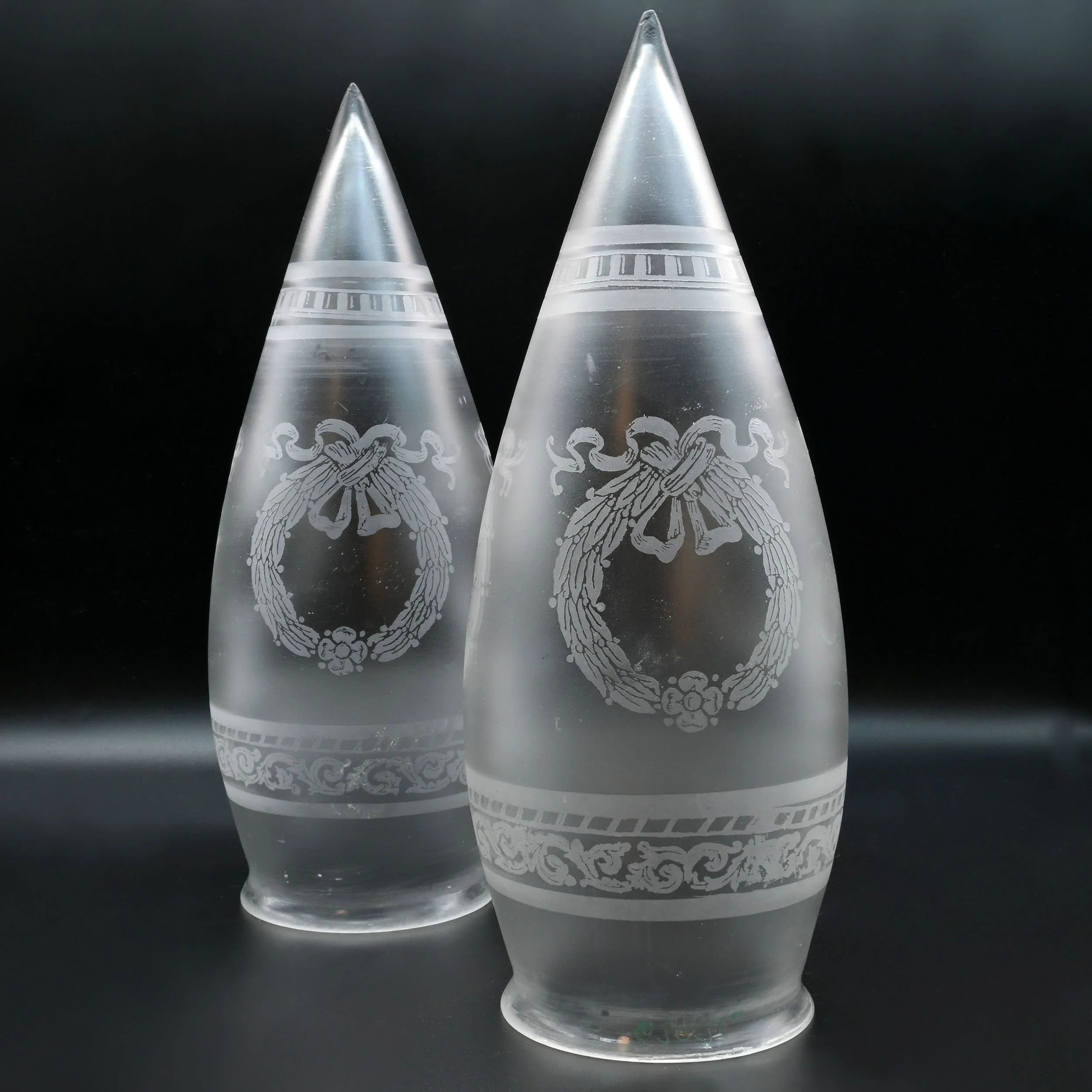 S62026+acid+etched+torpedo+shade+with+wreath+detail+1.jpg
