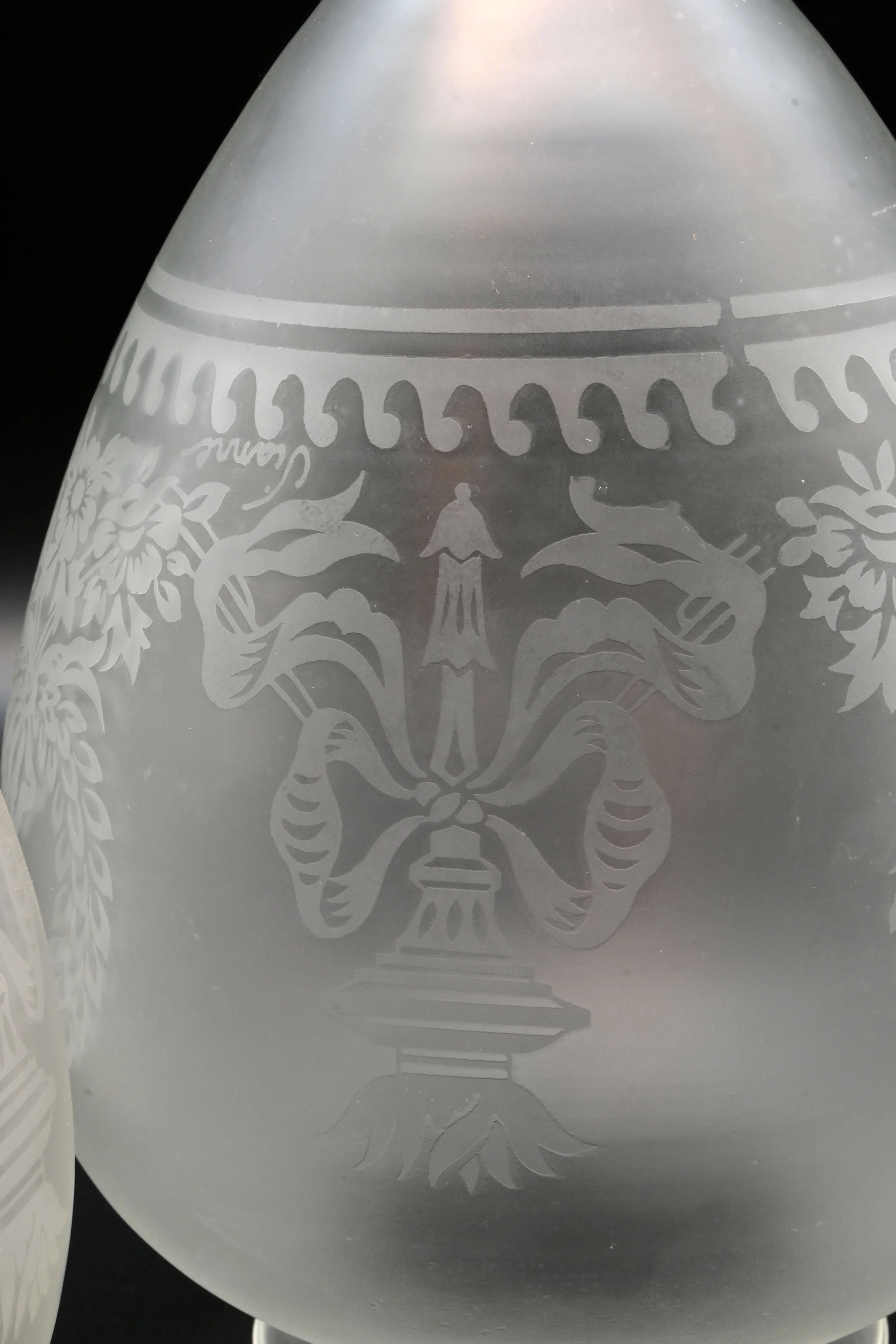 S62027+acid+etched+squat+egg+shade+with+torch+and+ribbon+detail+1.jpg