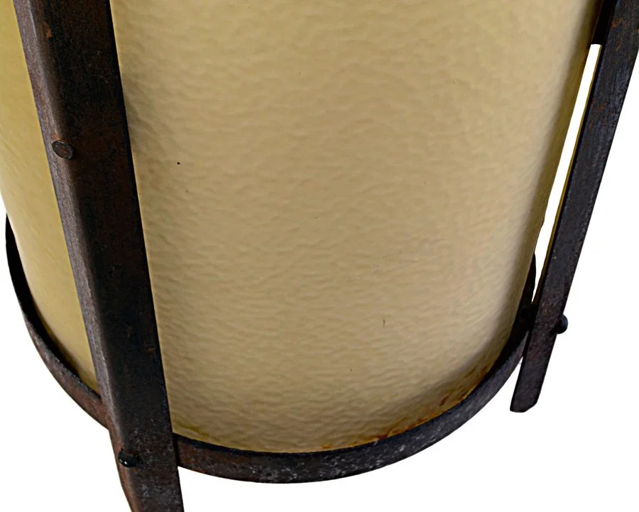 yellow-light-4.jpg