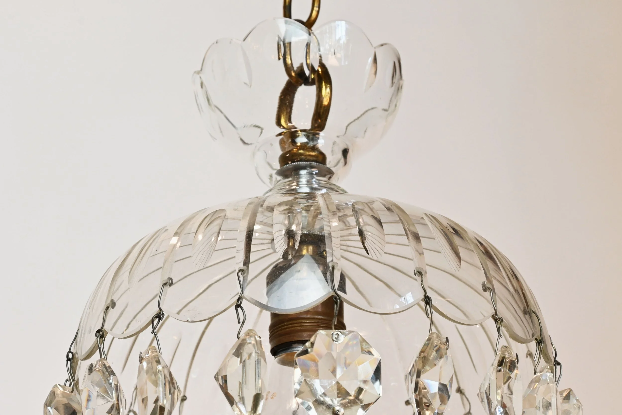 62200+glass+and+crystal+draped+bowl+pendant+3.jpg