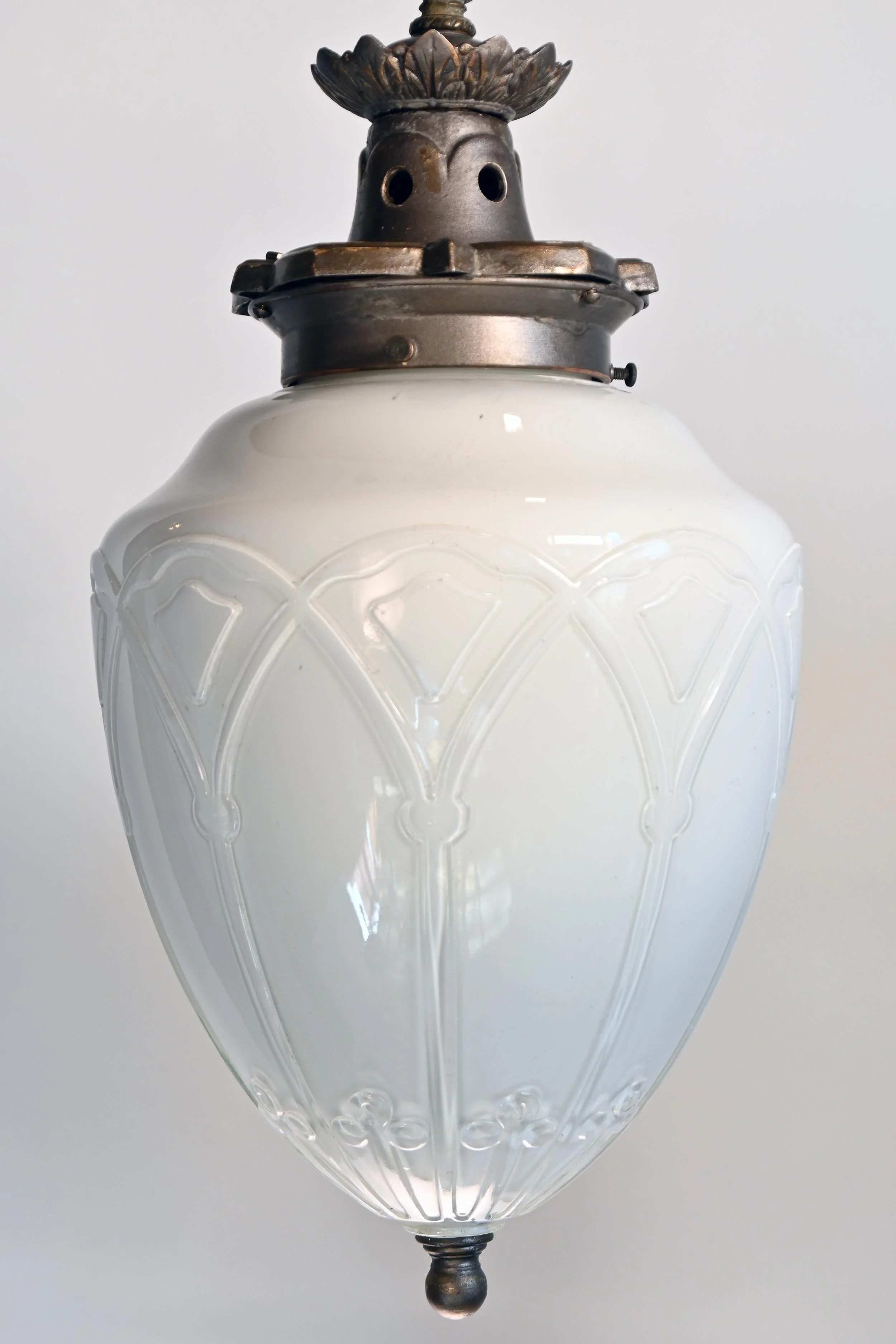 62119+milk+and+clear+glass+pendant+1.jpg
