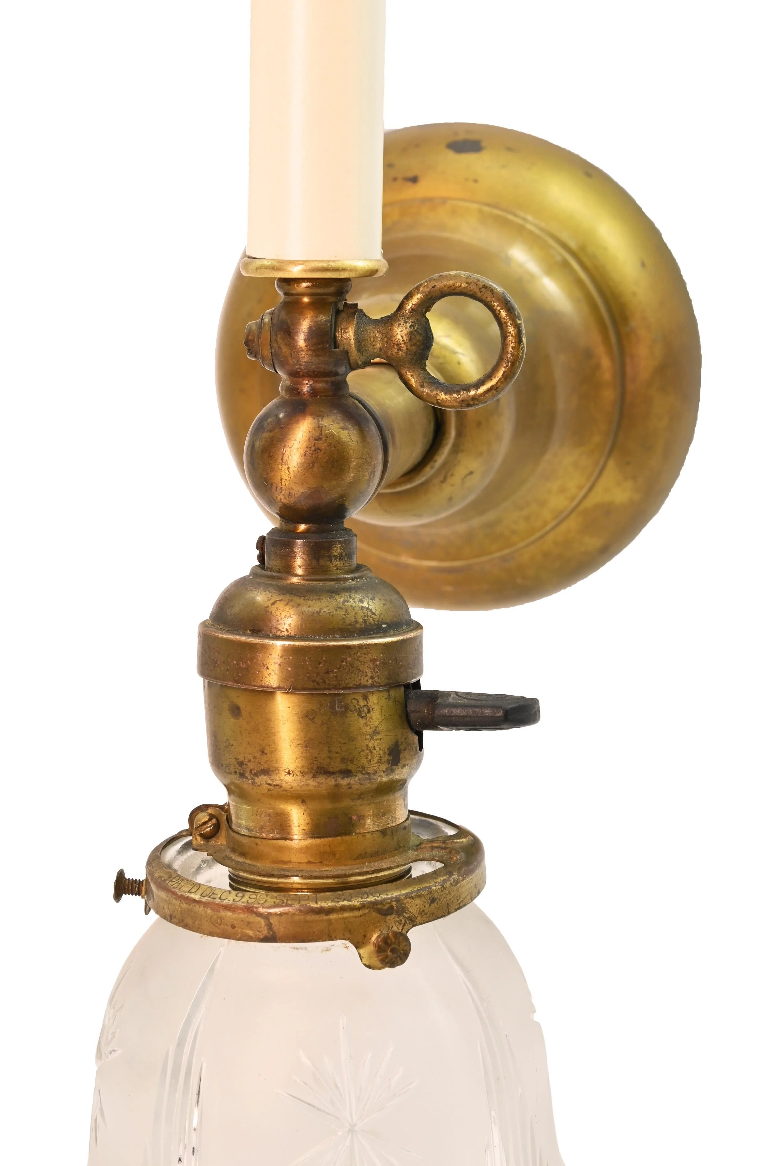 62058+brass+sconce+with+decorative+shade+and+candle+top+5.jpg