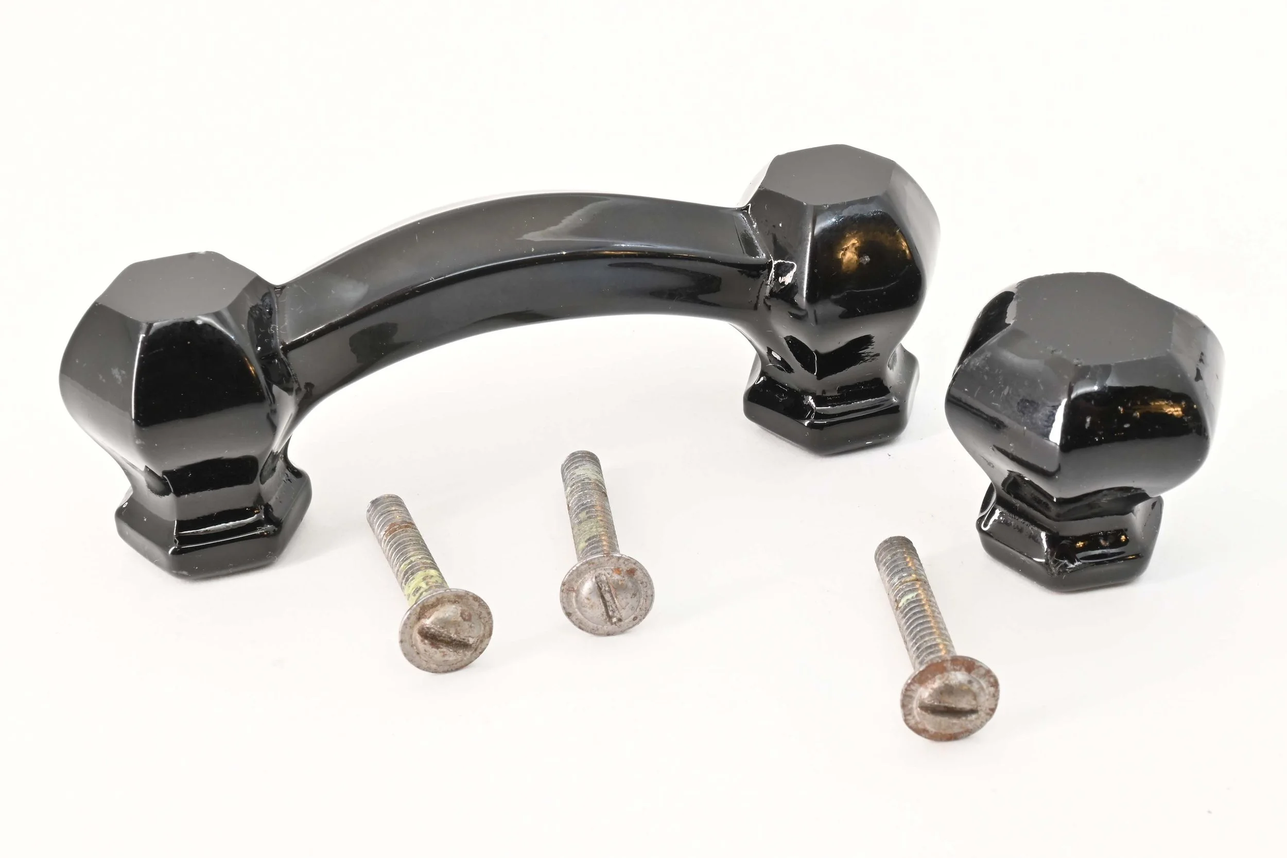 61245K+jet+black+20s+glass+pull+knobs.jpg